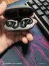 QCY C50 小耳球蓝牙耳机耳夹式AI翻译耳机不漏音骨传导概念碳纤维振膜云感佩戴通话降噪长续航 学院灰 实拍图