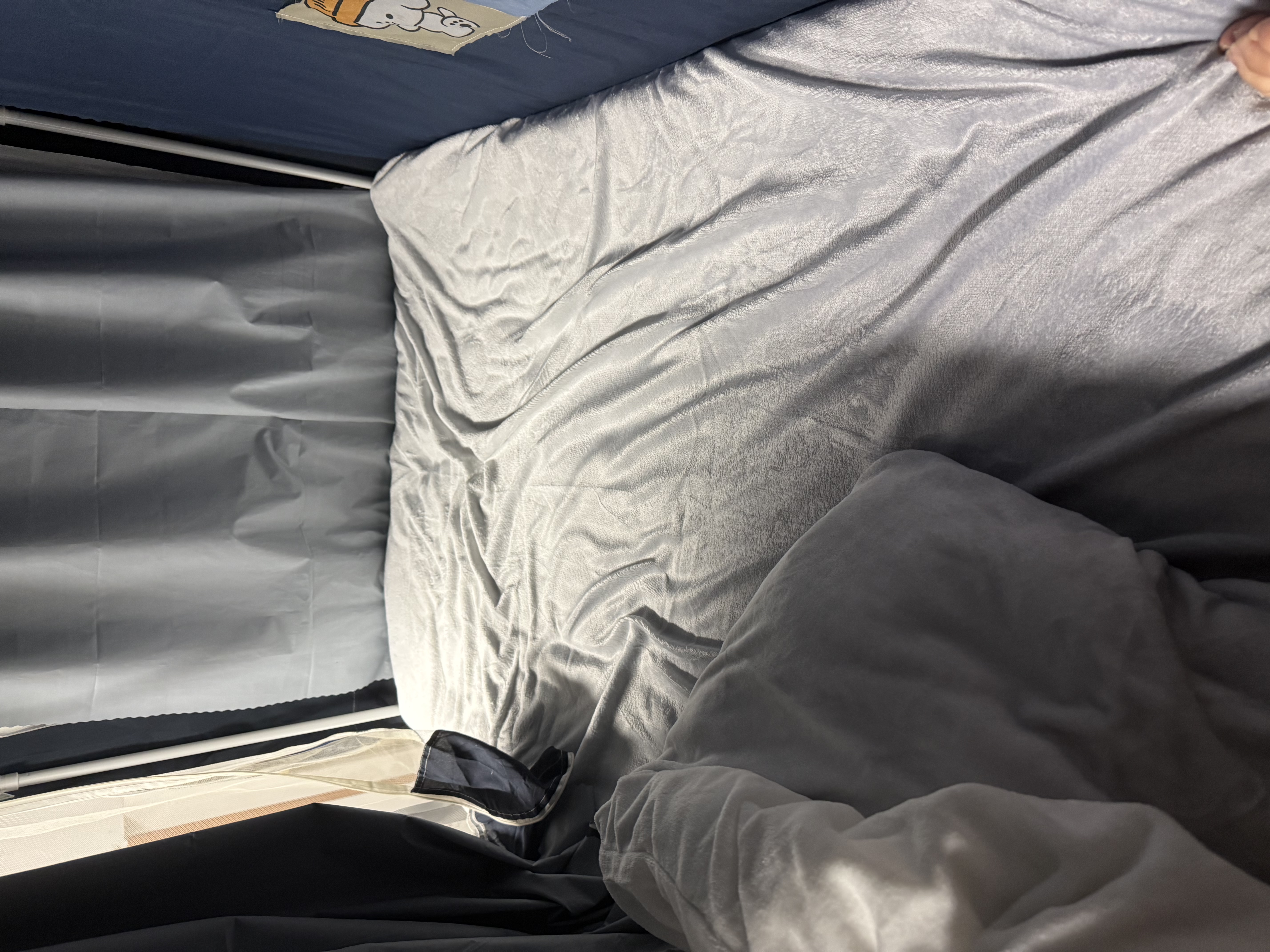 海澜之家（HLA）牛奶绒四件套防静电高端双面亲肤珊瑚绒床单被套简约风床品套件 渐变风暮雪 三件套 床单款 被套1.5*2m 床单1.8*2.3m 实拍图