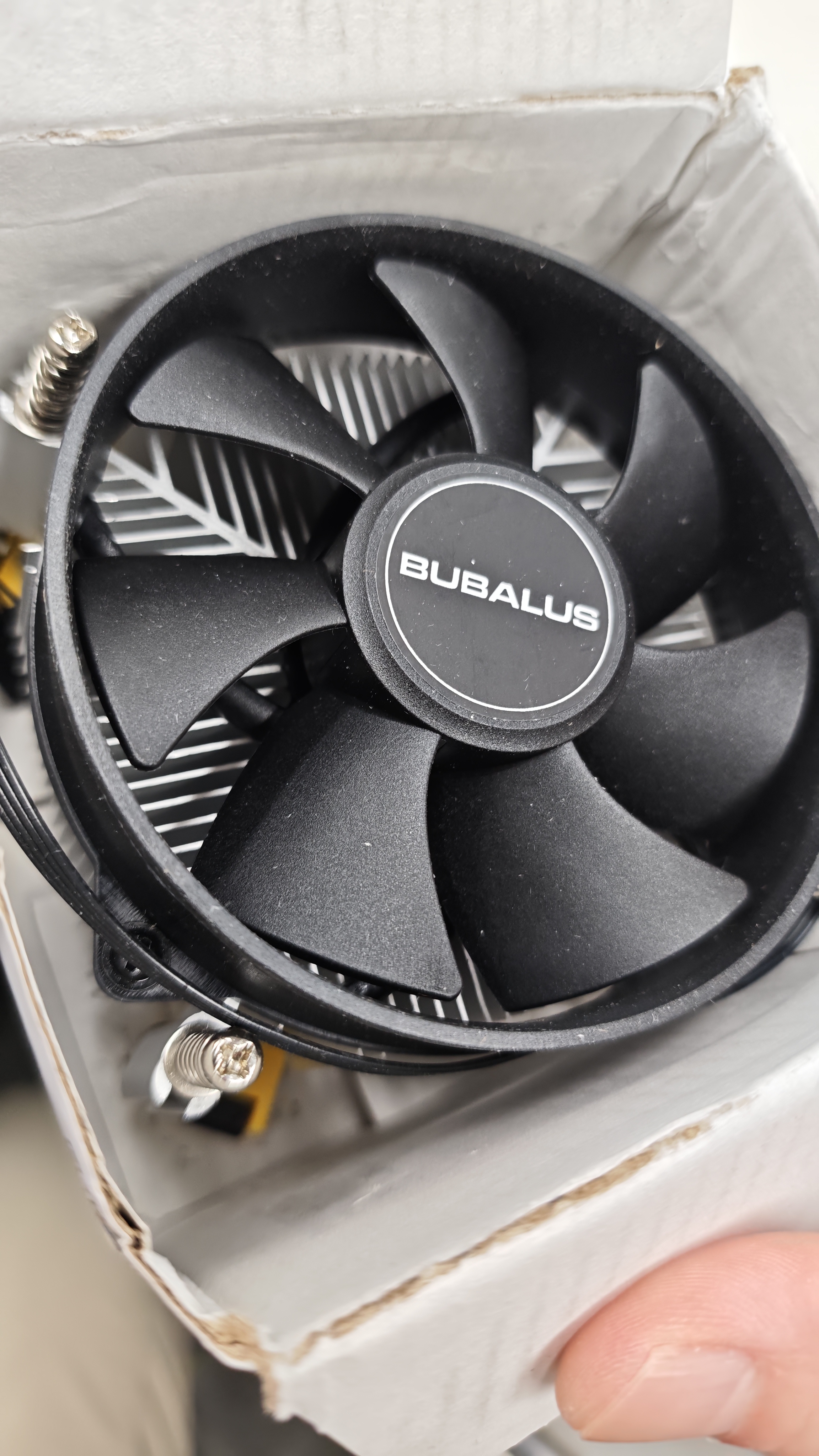 大水牛（BUBALUS）L21 CPU风冷散热器（Intel多平台/支持1700/9CM无光风扇/铜底座/硅脂/下压式锁具易安装） 实拍图