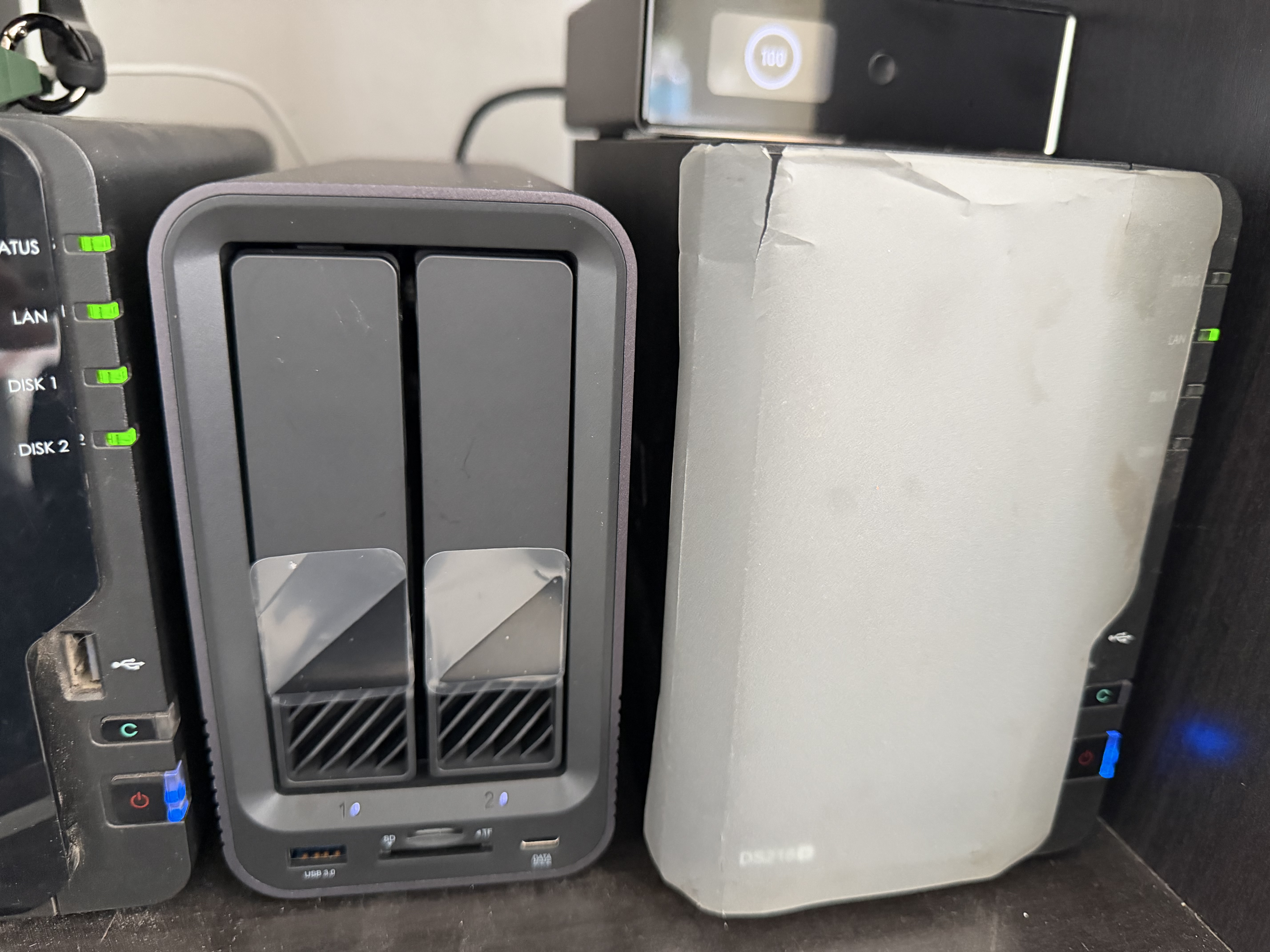 ThinkPlus联想 硬盘柜硬盘盒双盘位 适用Macmini/NAS扩展存储 2.5/3.5 SATA串口机械固态硬盘盒RAID2系列 实拍图