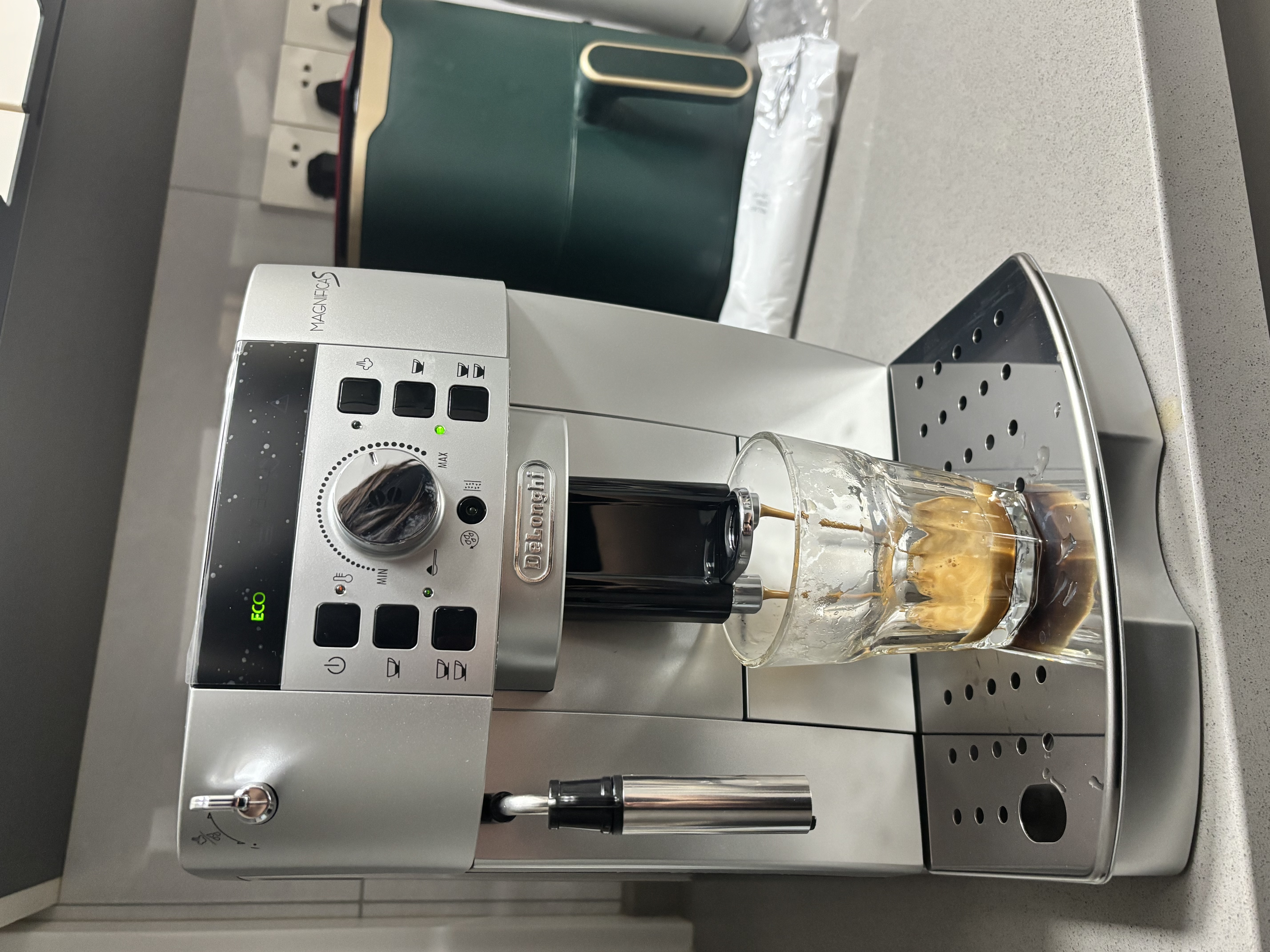 德龙（Delonghi）欧洲进口·全自动咖啡机ECAM22.110.SB意式研磨一体机15Bar泵压13档研磨度可调伴手礼乔迁送礼物  实拍图