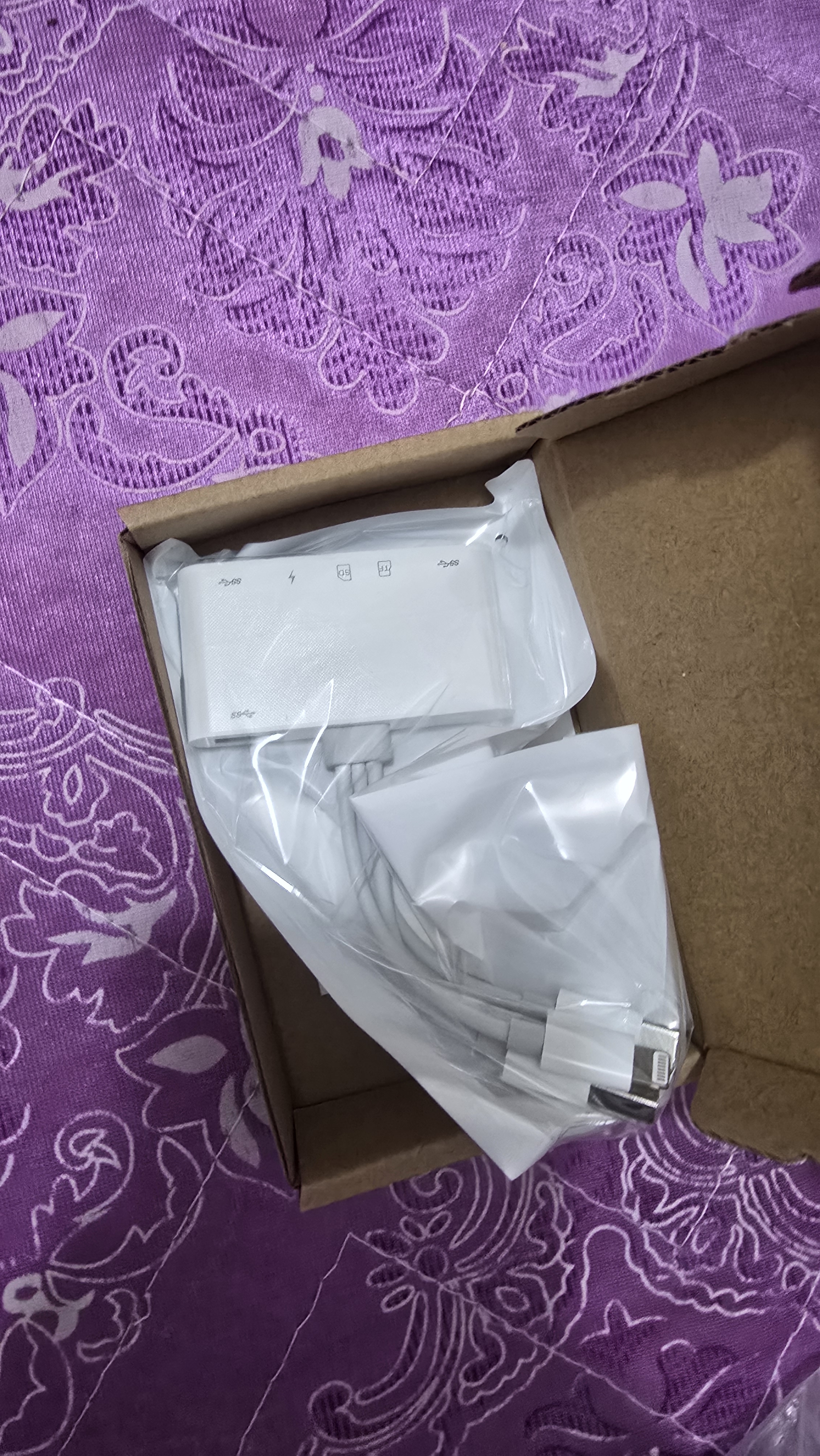连拓 读卡器多合一手机电脑通用相机SD内存卡高速适用华为typec苹果ipad平板读取TF多功能  实拍图