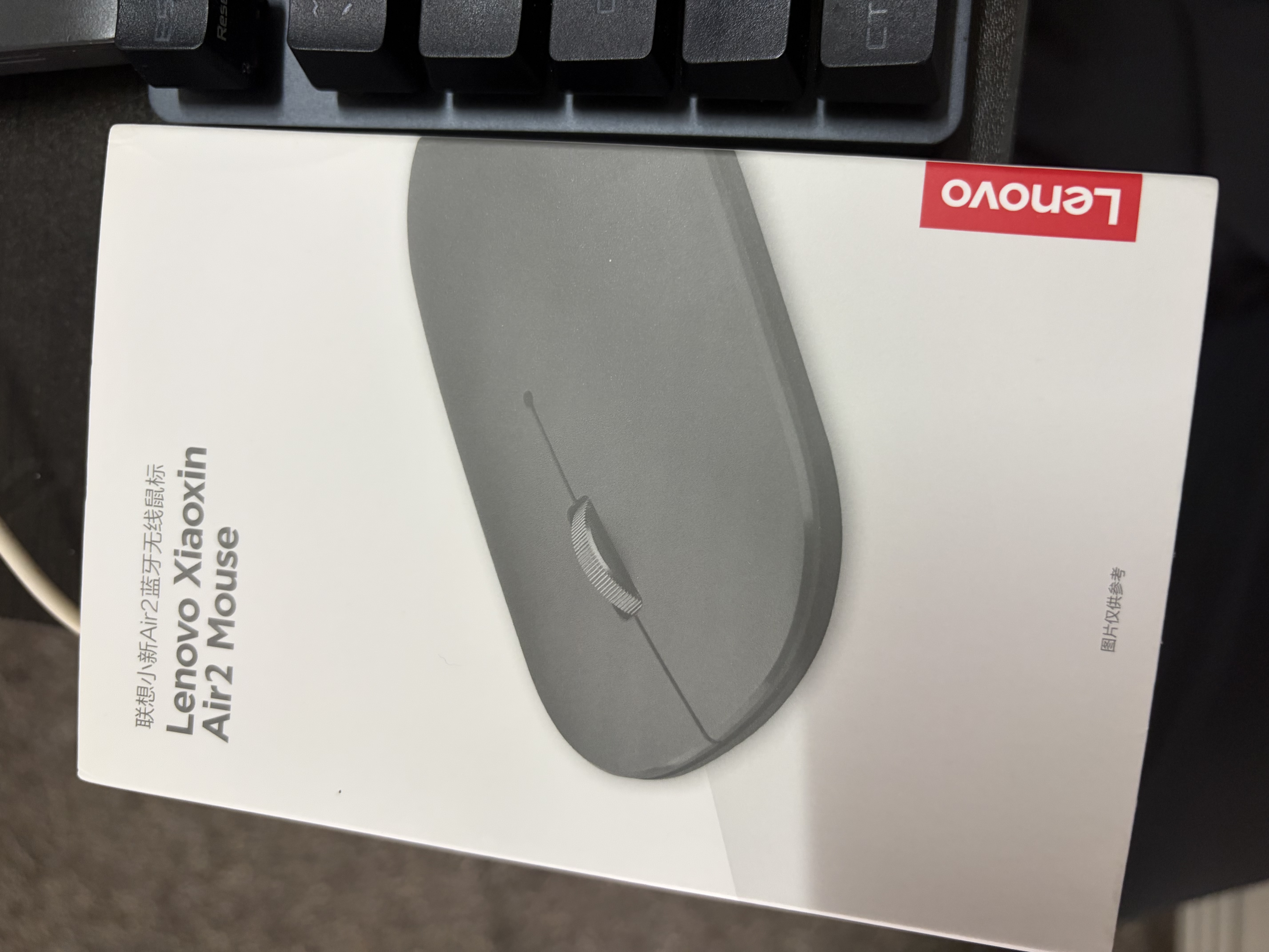 联想（Lenovo）鼠标 无线鼠标 蓝牙鼠标 小新Air2蓝牙无线鼠标 便携办公鼠标 台式机笔记本鼠标 星空灰 实拍图