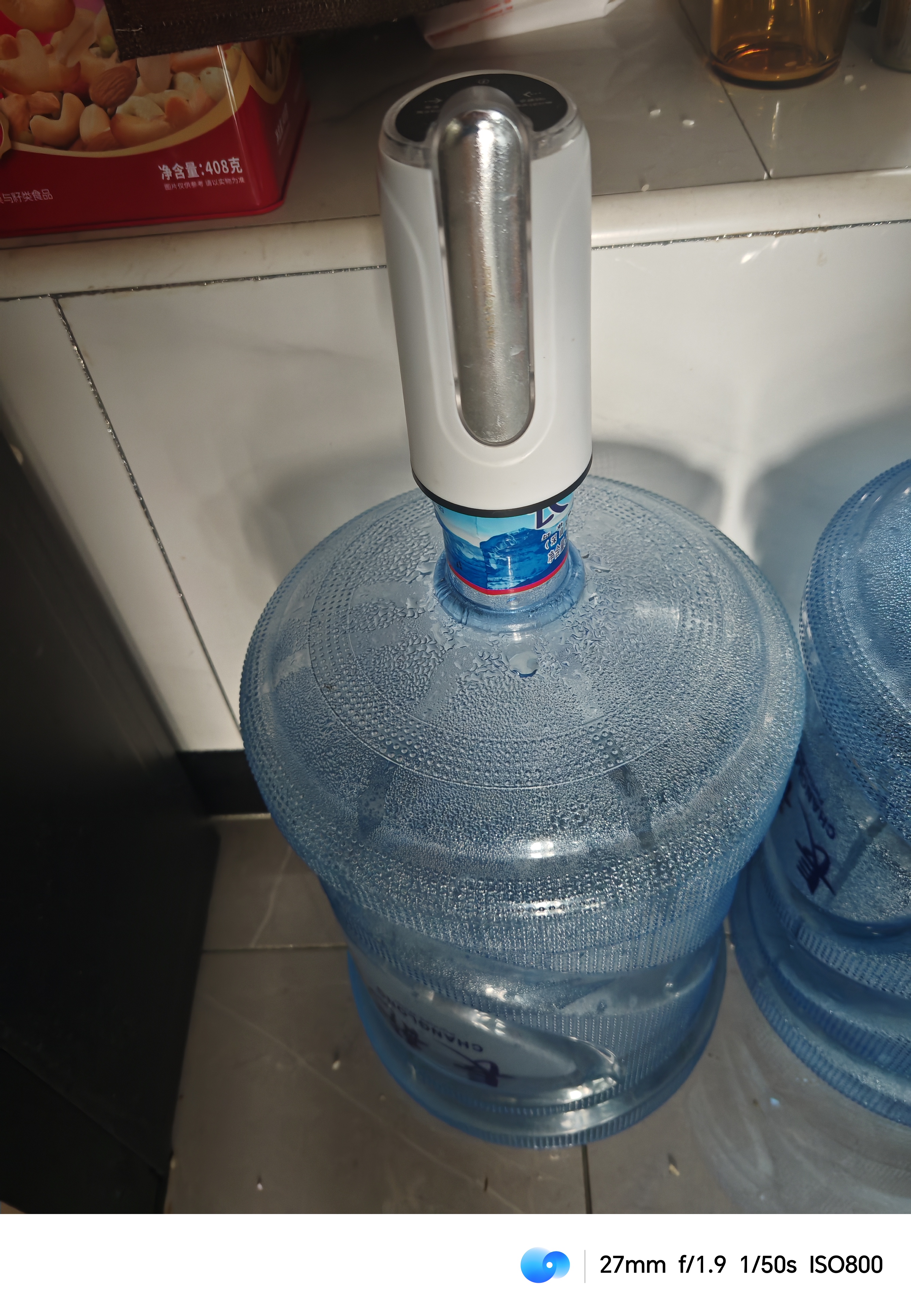 荣事达桶装水抽水器电动饮水机上水器纯净水桶取水器自动压水器吸水器 双档【折叠防菌+杀菌灯】可视出水 实拍图