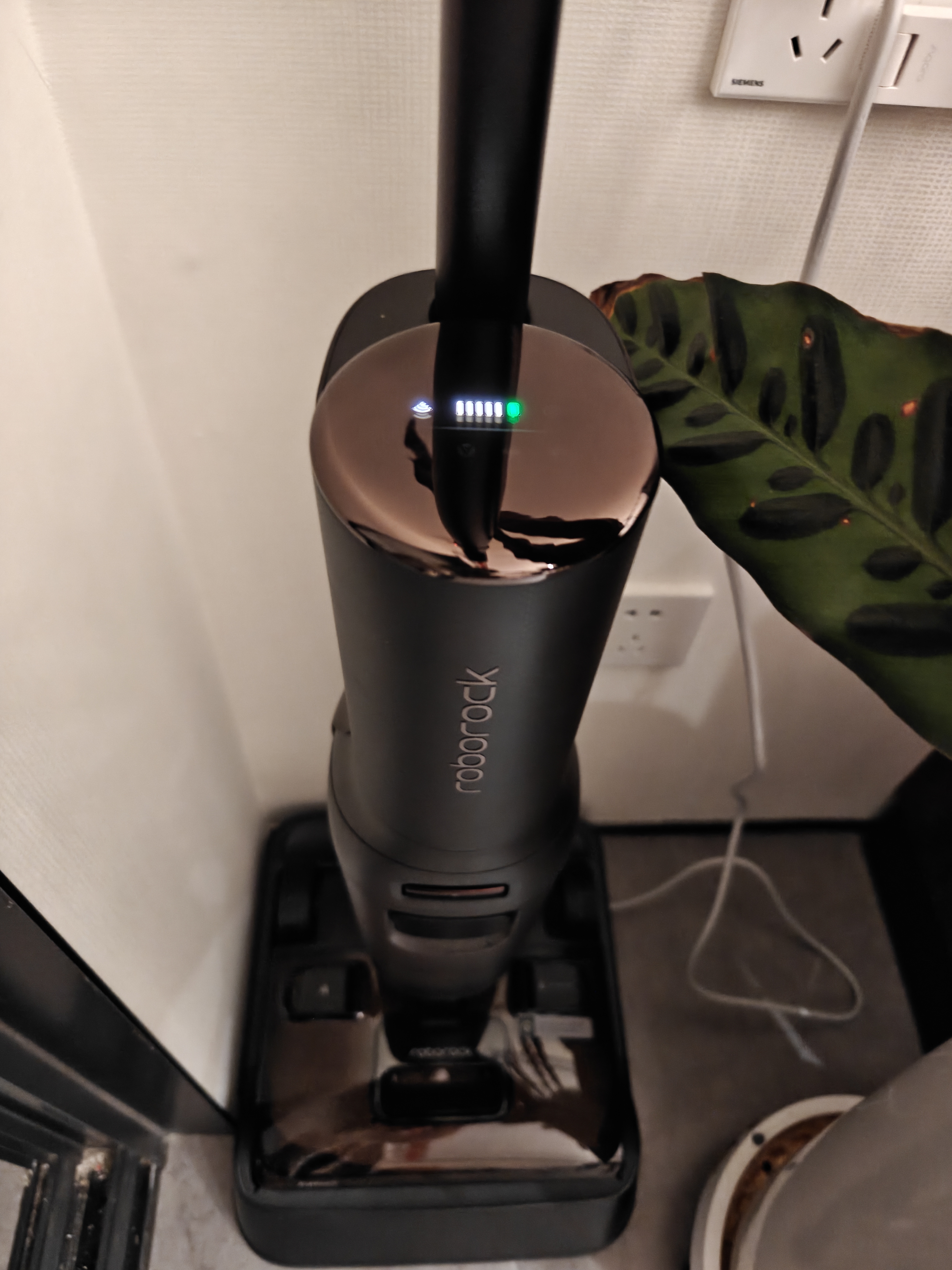 石头【重磅新品】A30Pro3.0洗地机【超能暴风洗】32kPa吸力全向助力自清洁拖地机洗拖吸一体扫地机器人 实拍图