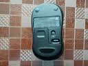 罗技（Logitech）M185鼠标 无线鼠标 办公鼠标 对称鼠标 黑色红边 带无线2.4G接收器 实拍图