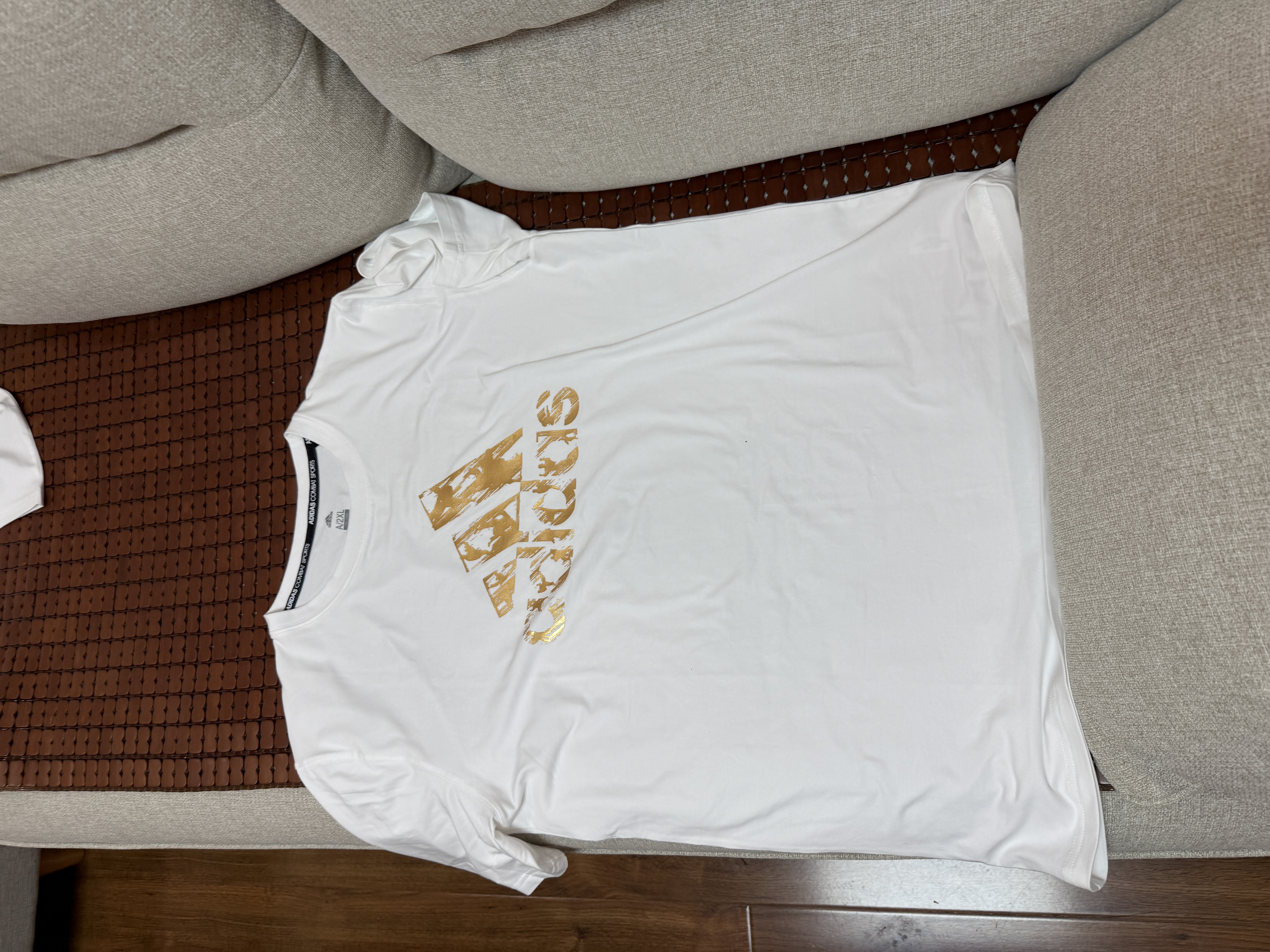 阿迪达斯（adidas）【特价清仓】夏季男女同款短袖男T恤跑步健身运动速干 白金 2XL 实拍图