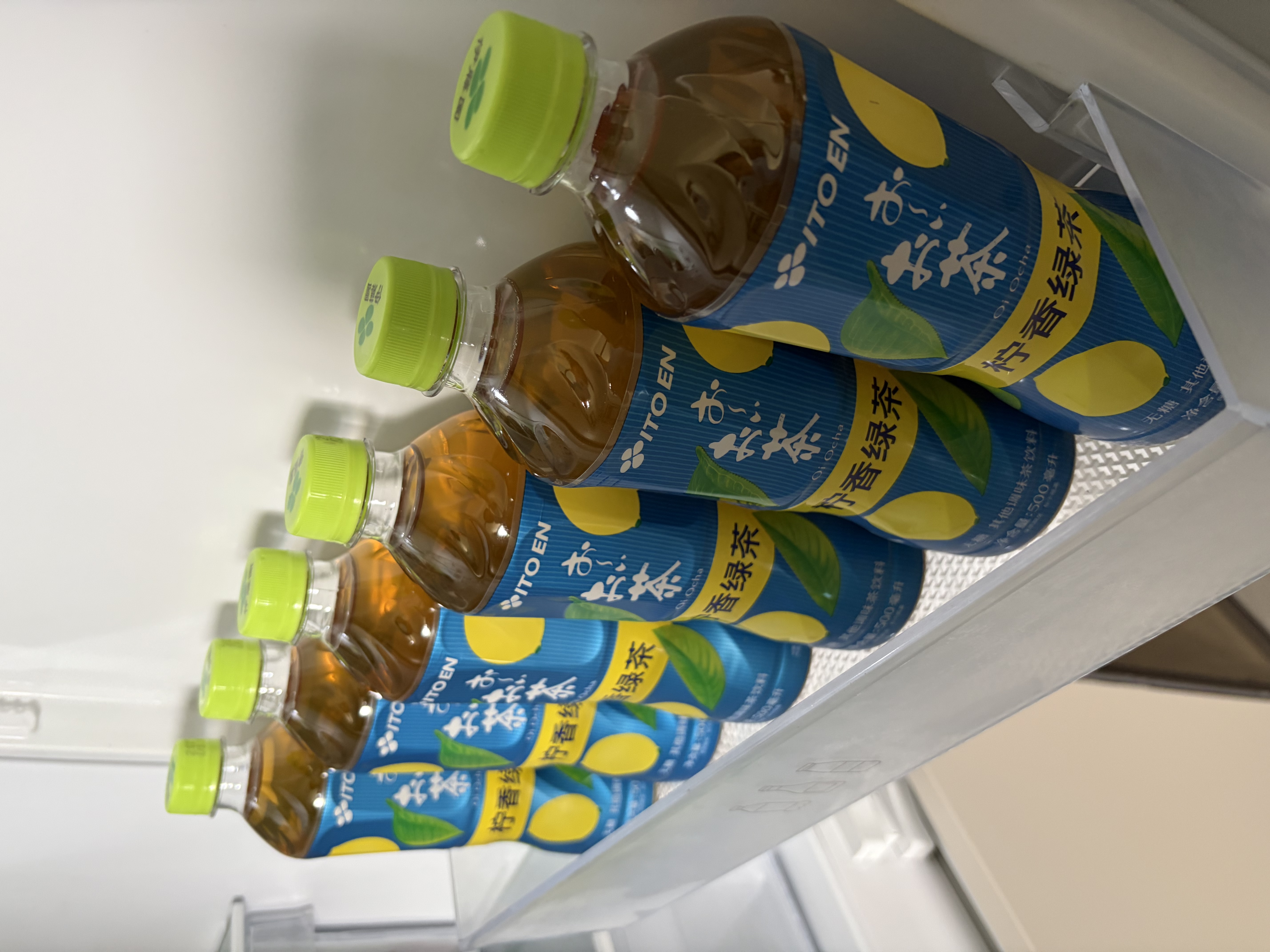 伊藤园（ITOEN）柠香绿茶500ml*15瓶 茶叶饮料无糖茶饮料 0糖0脂0卡饮料 健康 实拍图