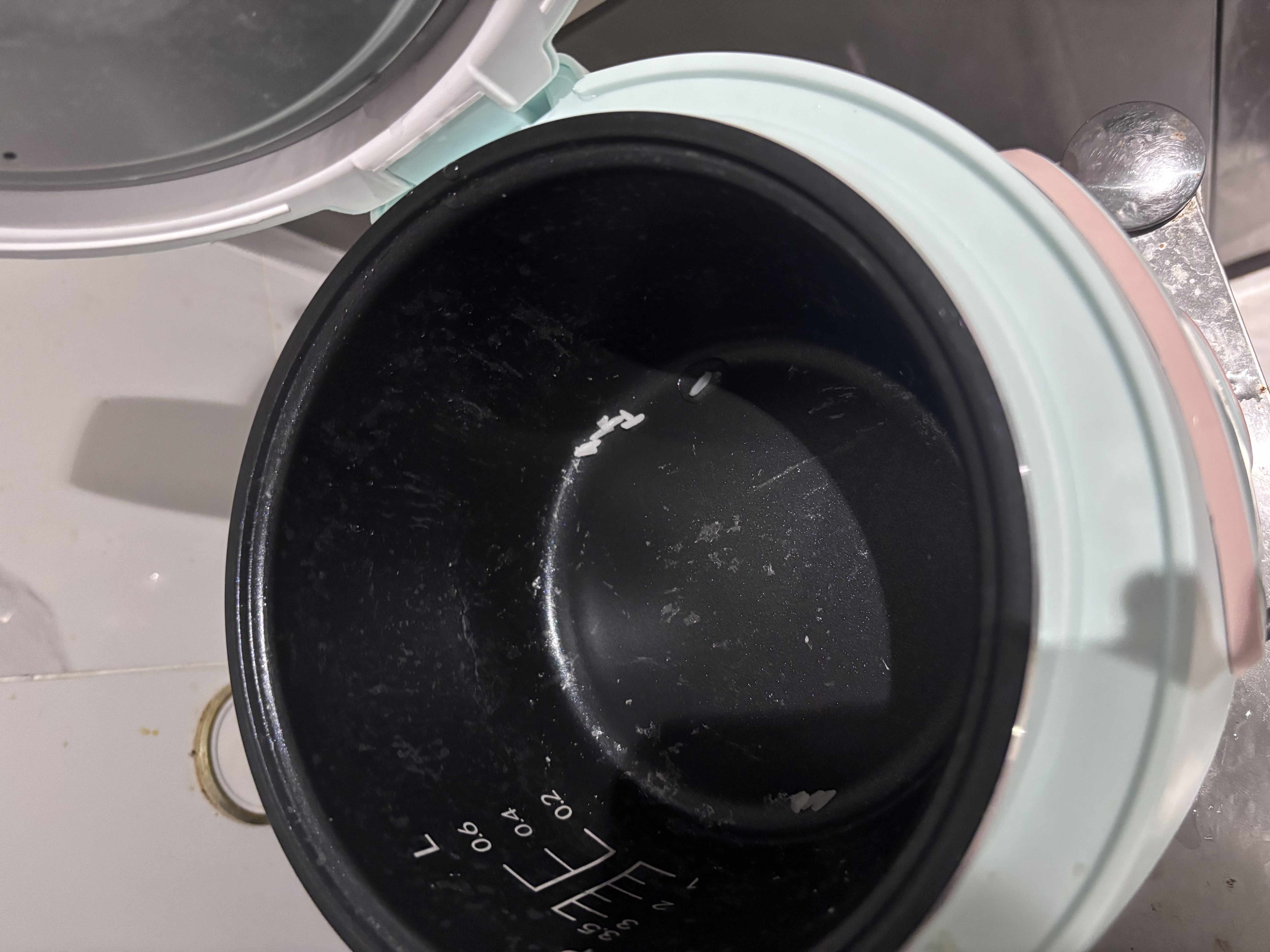 美的（Midea）小电饭煲迷你微压小型家用电饭煲1-2人用电饭锅小电锅宿舍用老式多功能煲汤煮饭煮粥不粘内胆 【趣味小猪煲】一键快煮 1.6L 黑晶防粘内胆 实拍图