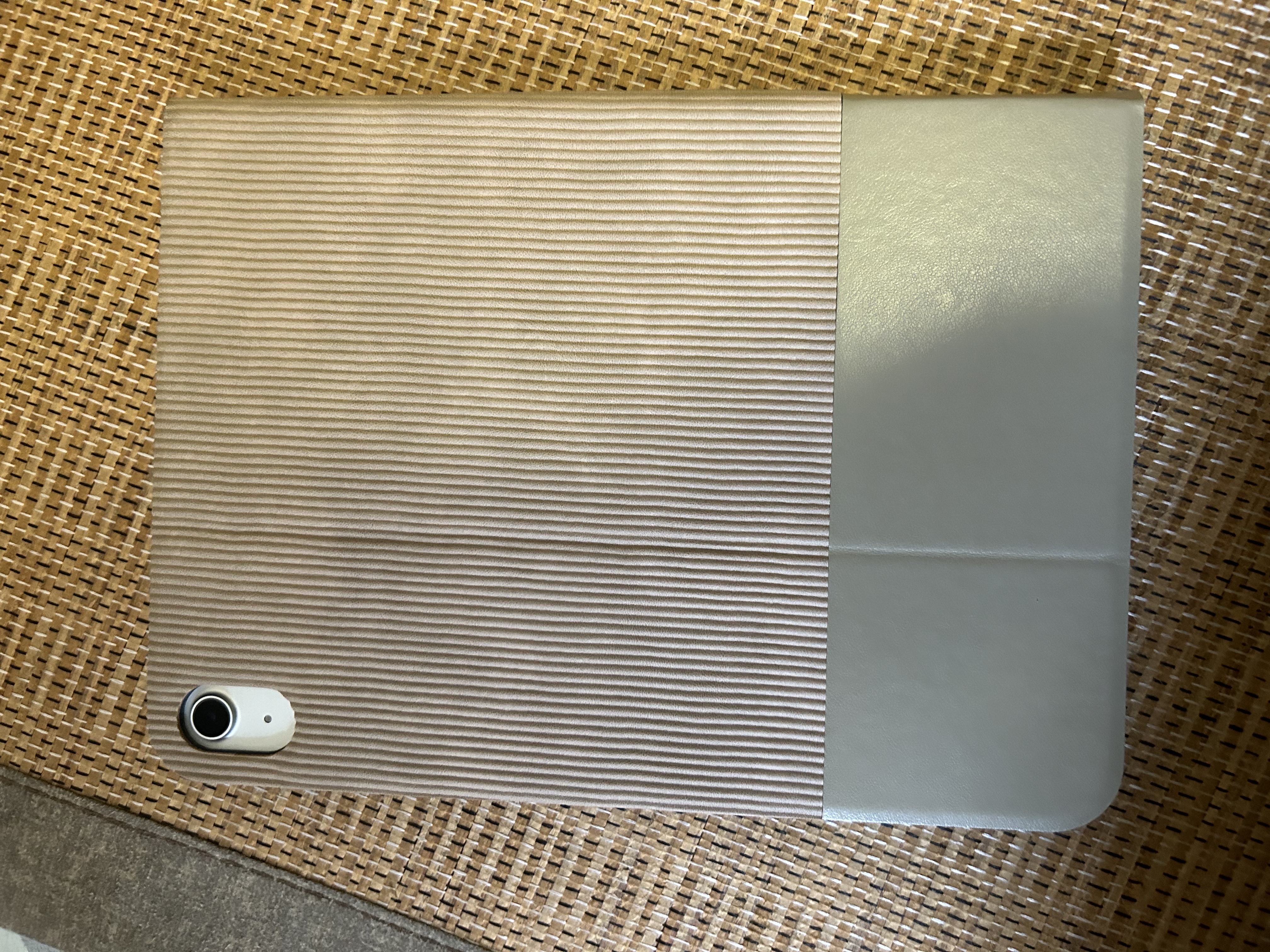 Apple/苹果 iPad 11英寸 A16芯片2025年款 平板电脑 (256GB WLAN版/学习办公娱乐)银色 实拍图