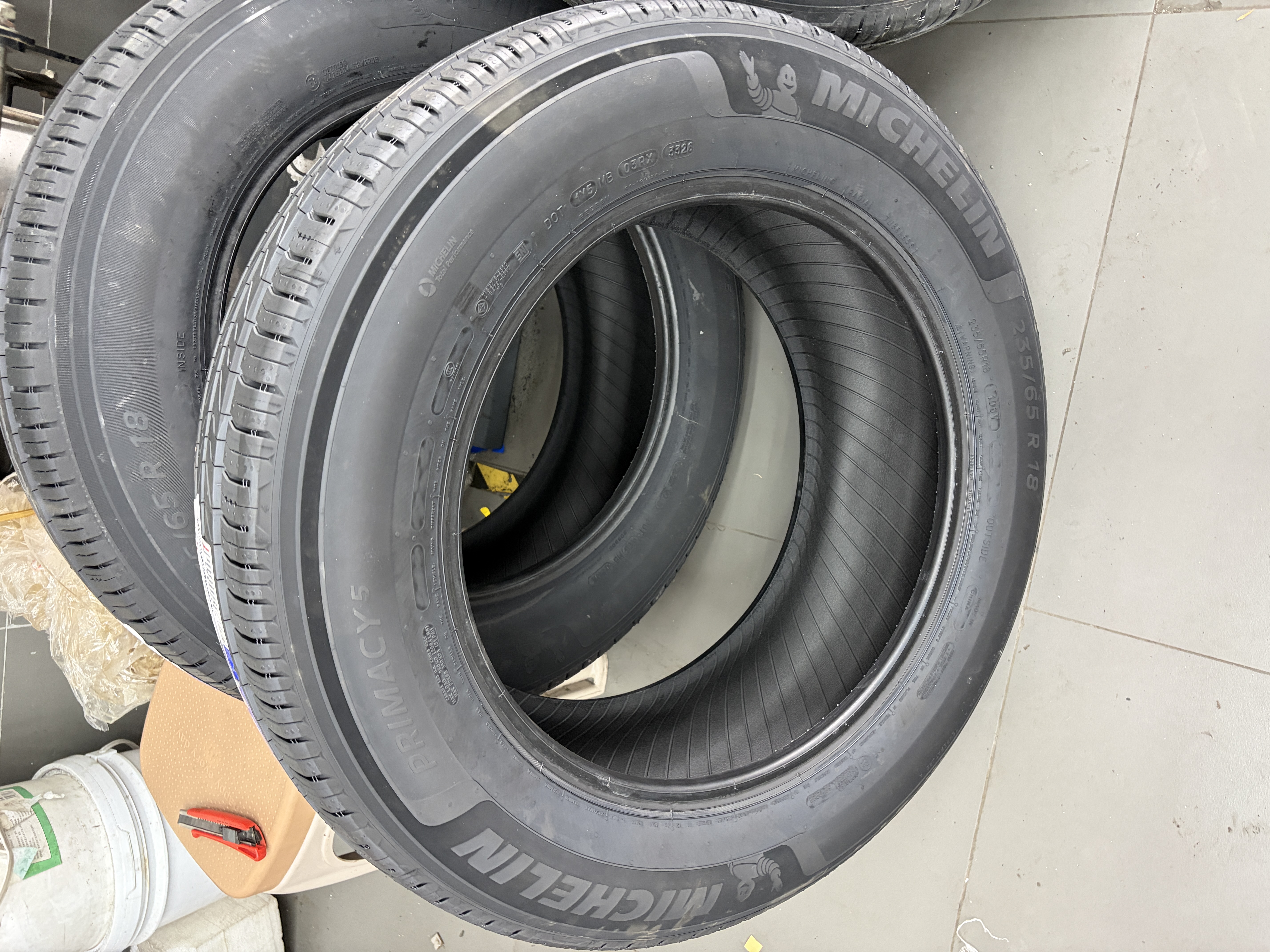 米其林（MICHELIN）汽车轮胎 235/65R18 106V 浩悦五代 PRIMACY 5 适用SUV 实拍图