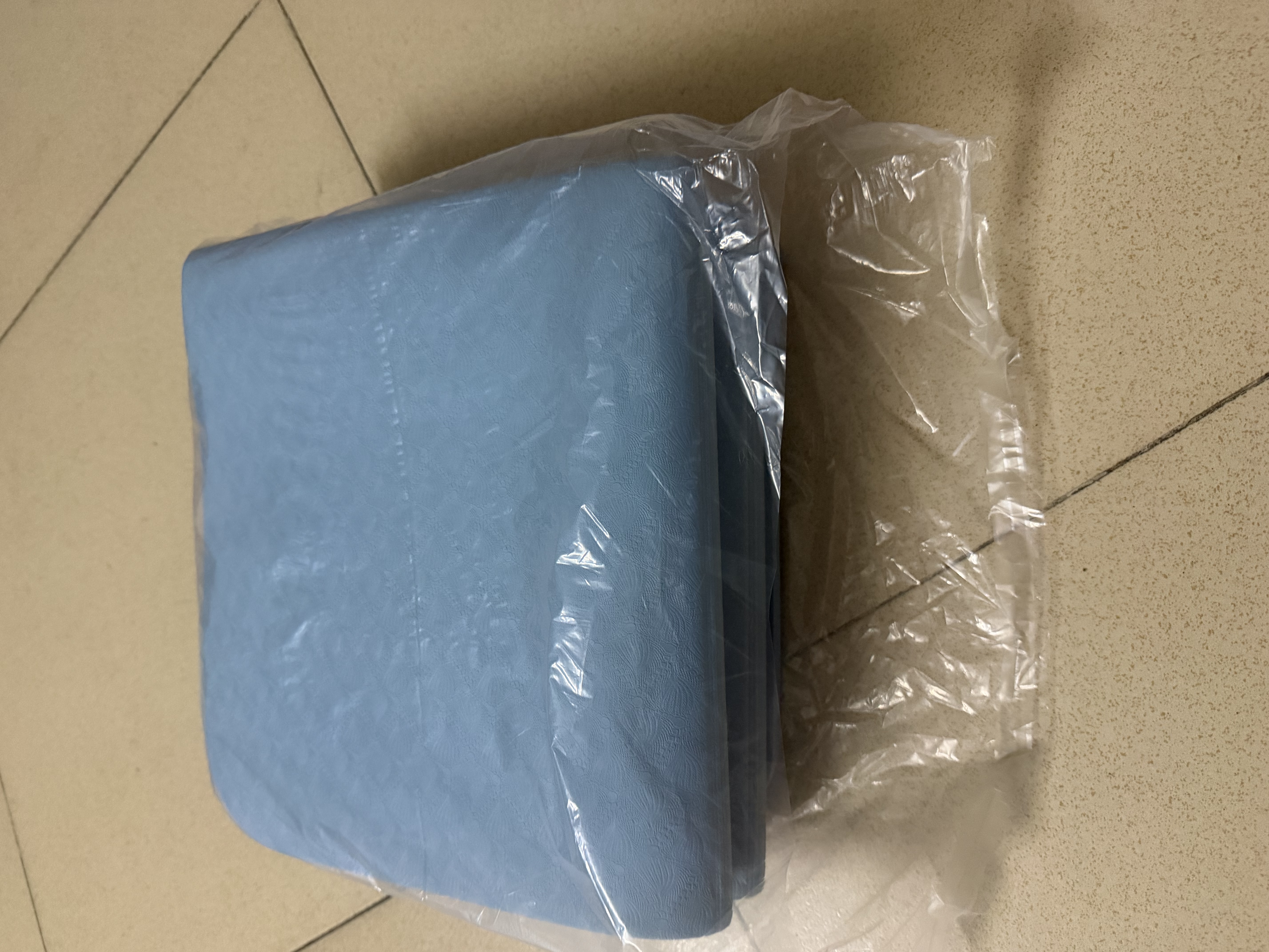 月迦可折叠瑜伽垫可睡觉小学生午睡垫专用加厚防潮垫便携儿童午休垫 宁静蓝【抗菌专利款】150x61cm 10mm(厚度) 实拍图