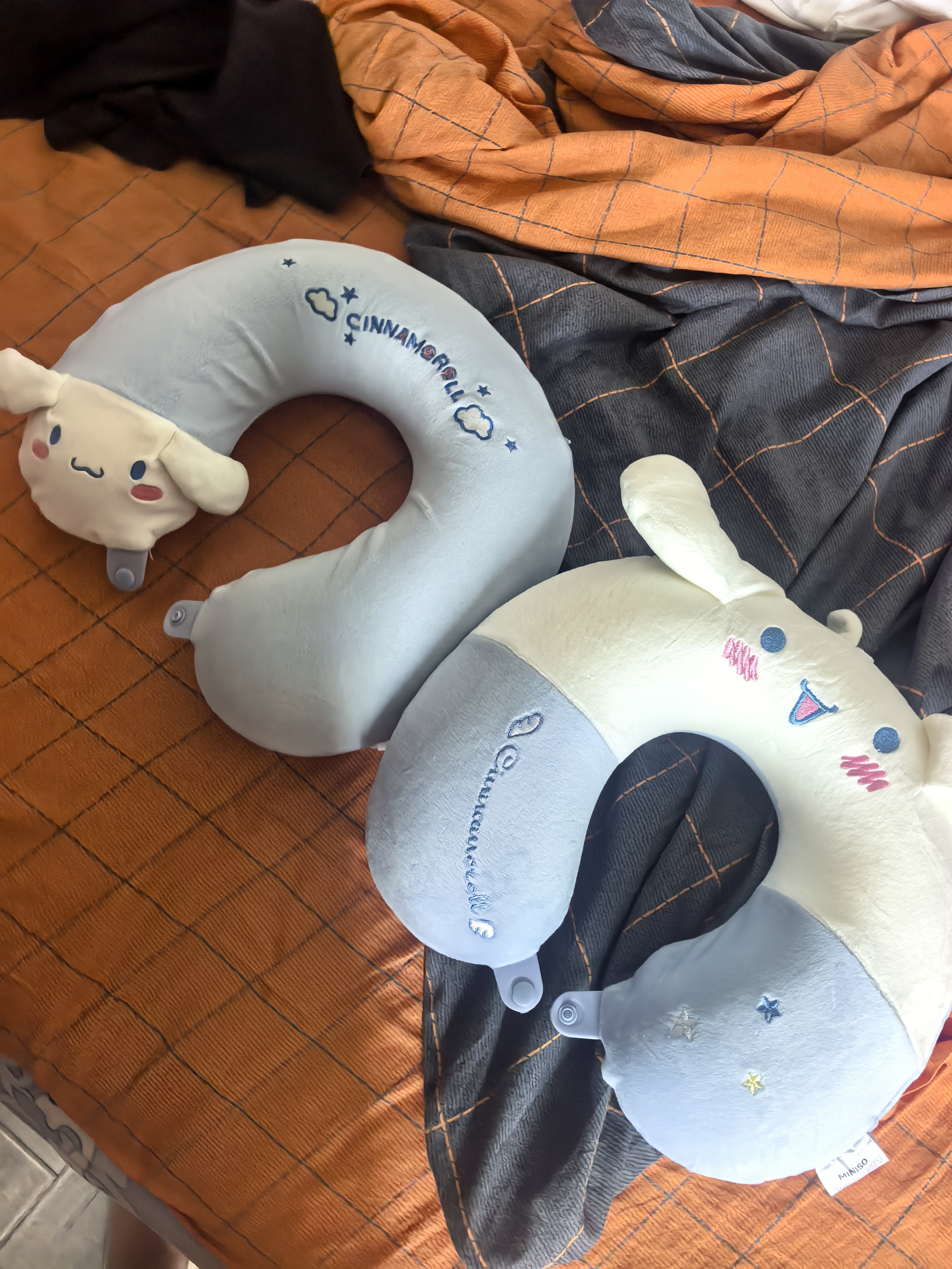 名创优品（MINISO）Cinnamoroll大耳狗记忆棉U型枕学生午睡枕办公室靠枕旅行出差颈枕 实拍图