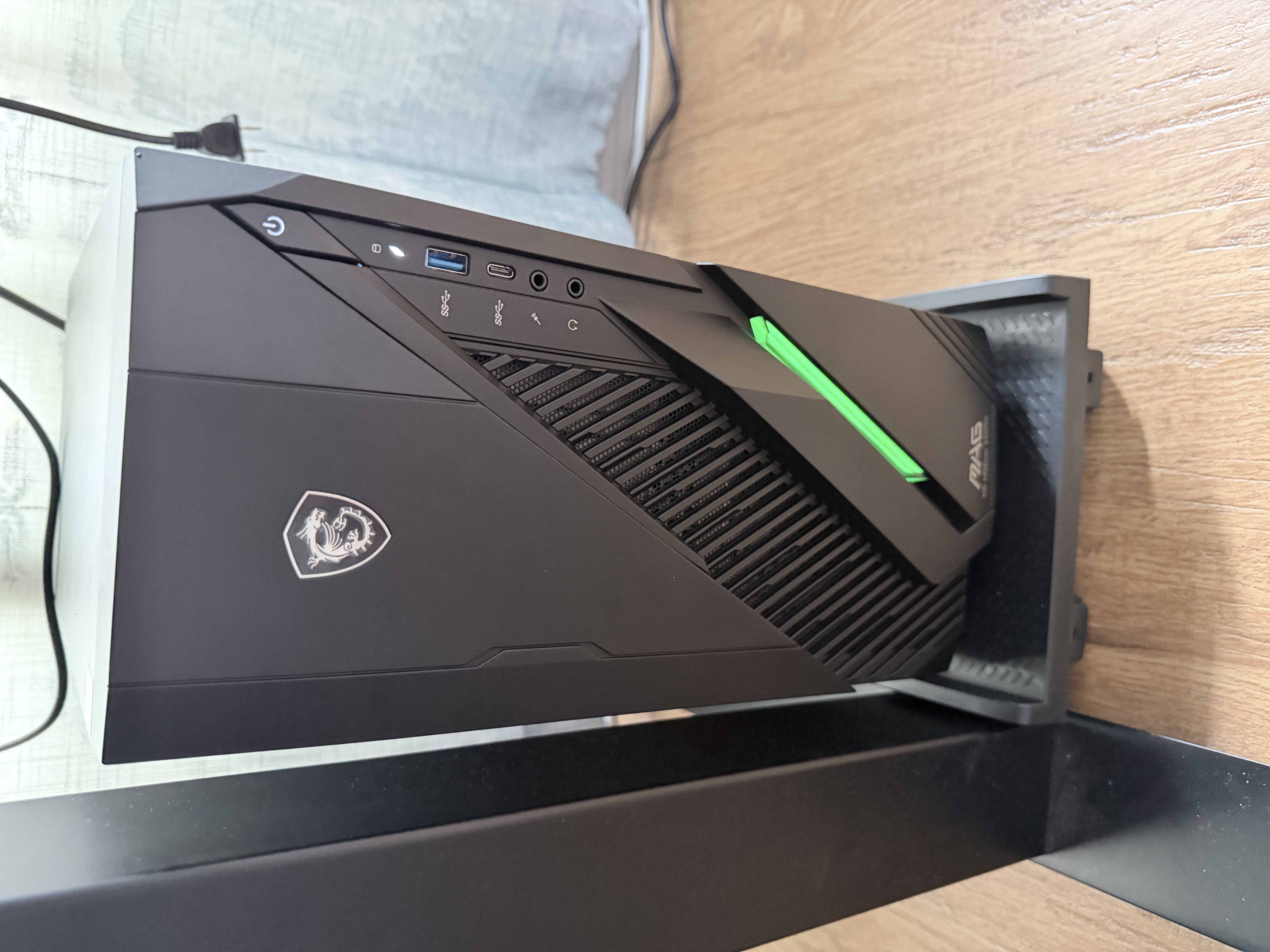微星（MSI）无烬E1 i5 14400F/RTX5060Ti 8G显卡/32G/1T 国家补贴游戏台式机电脑主机设计师整机openclaw龙虾 实拍图