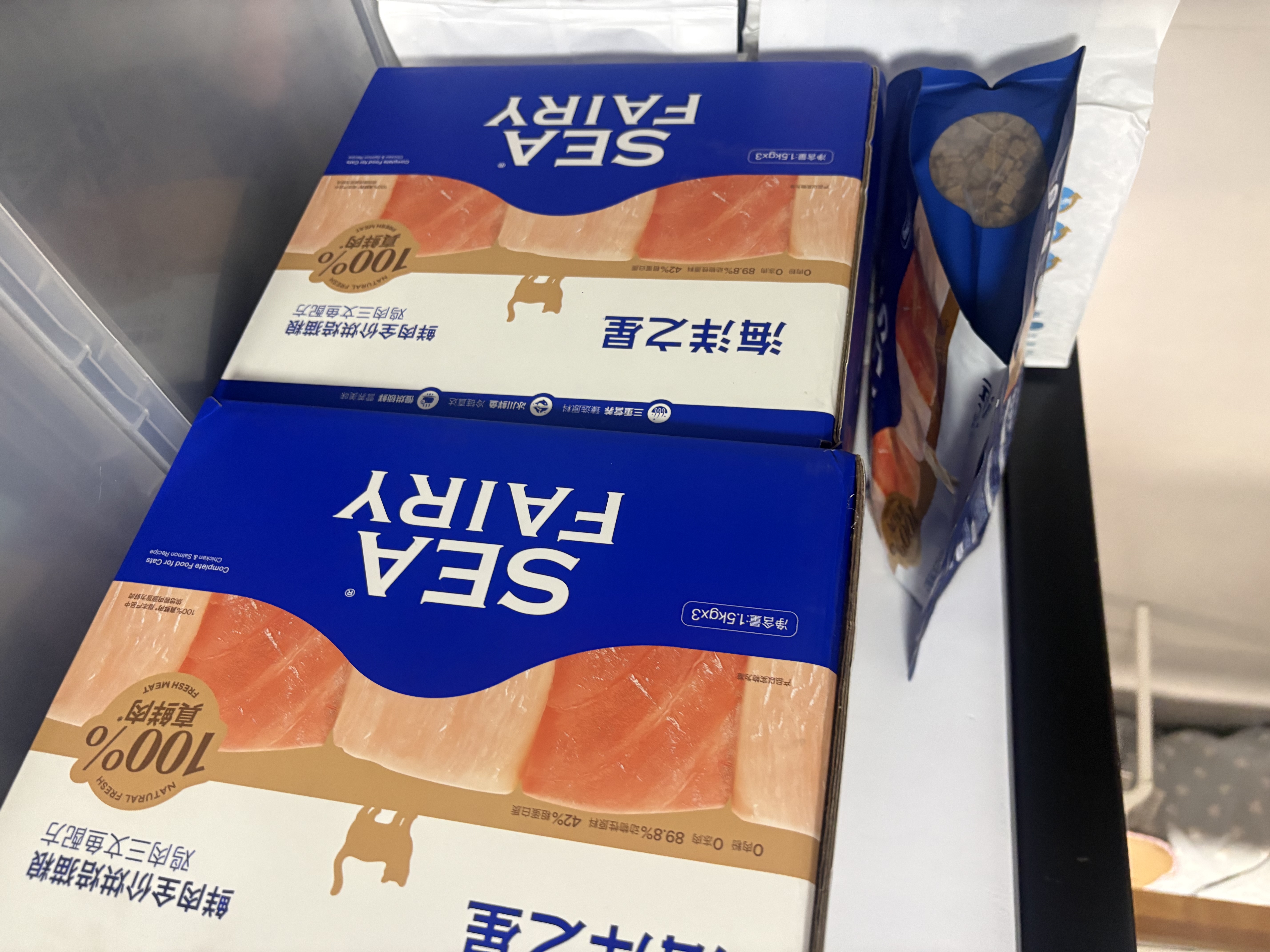 海洋之星低温烘焙冰川三文鱼猫粮成猫幼猫粮9kg（4.5kg*2） 实拍图