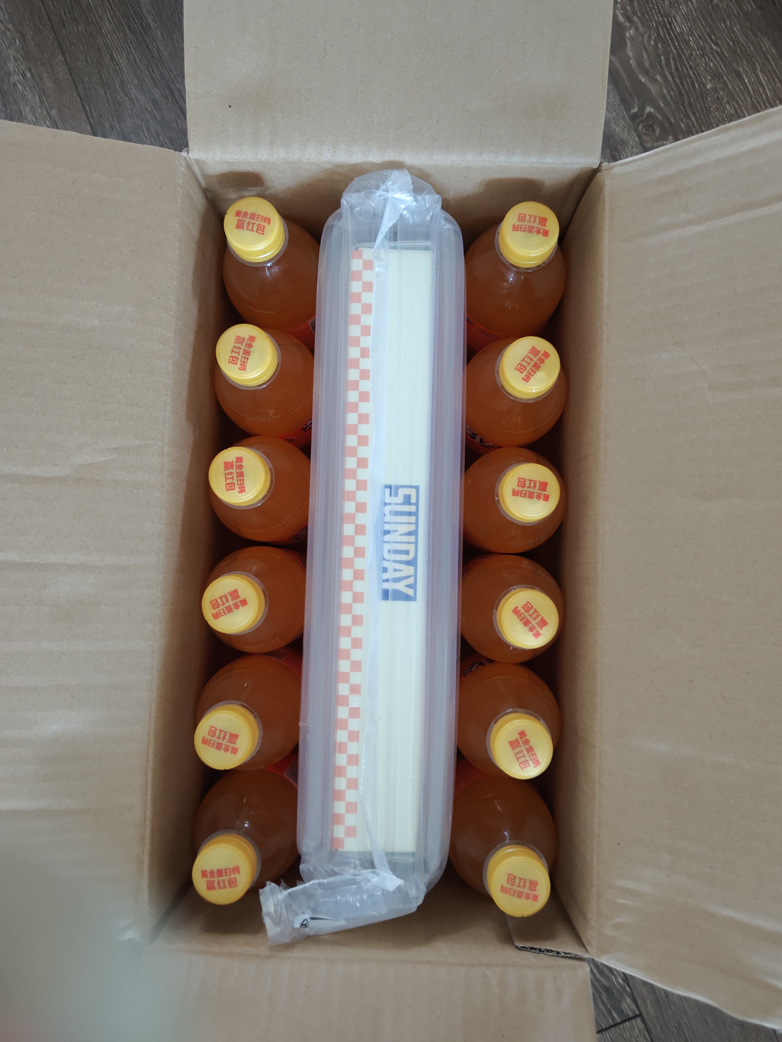 可口可乐【芬达 × 崩坏：星穹铁道】联名橙味汽水500ml*12瓶(含赠品周边) 实拍图