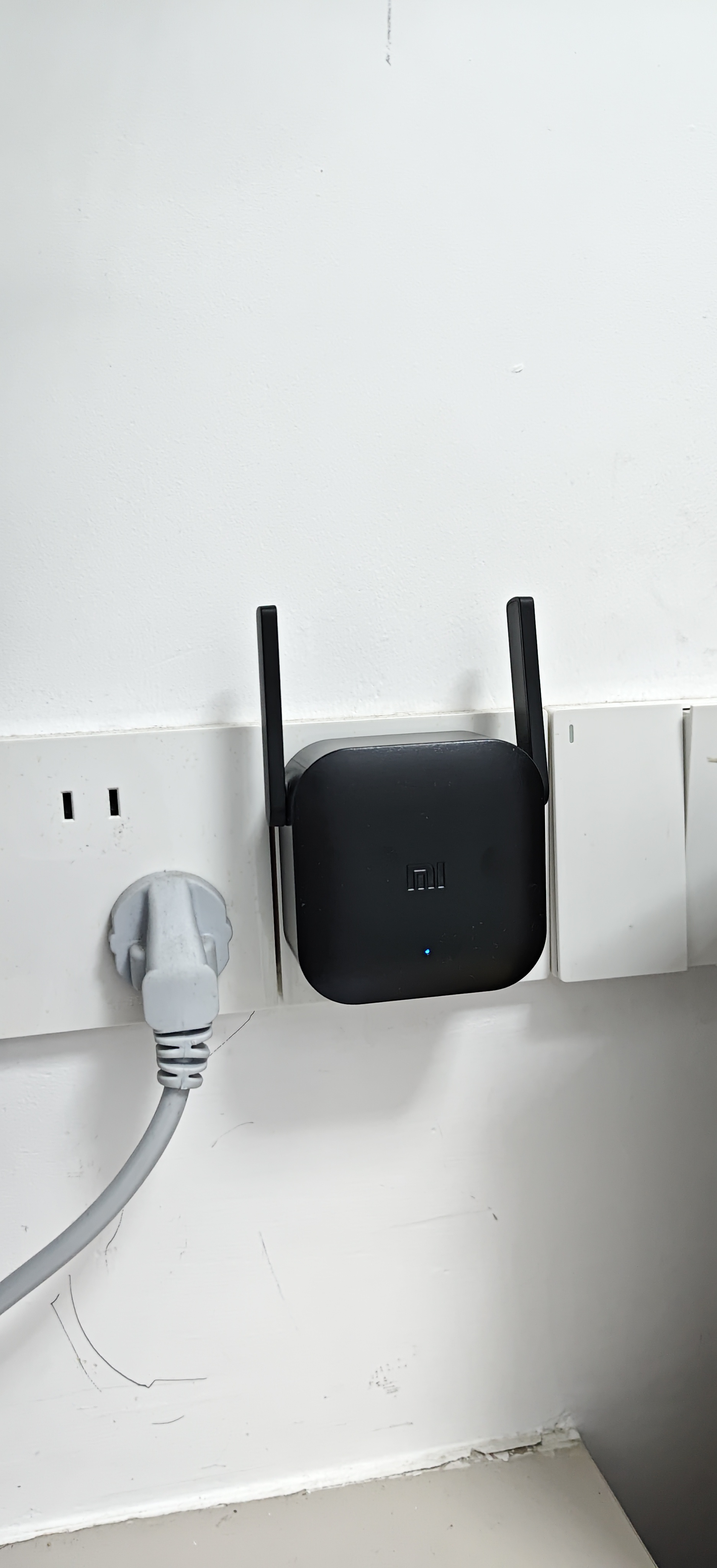 小米（MI）wifi放大器pro wifi信号增强器 300M无线速率 无线信号增强器 强电版 非路由器 需配合路由器使用 实拍图