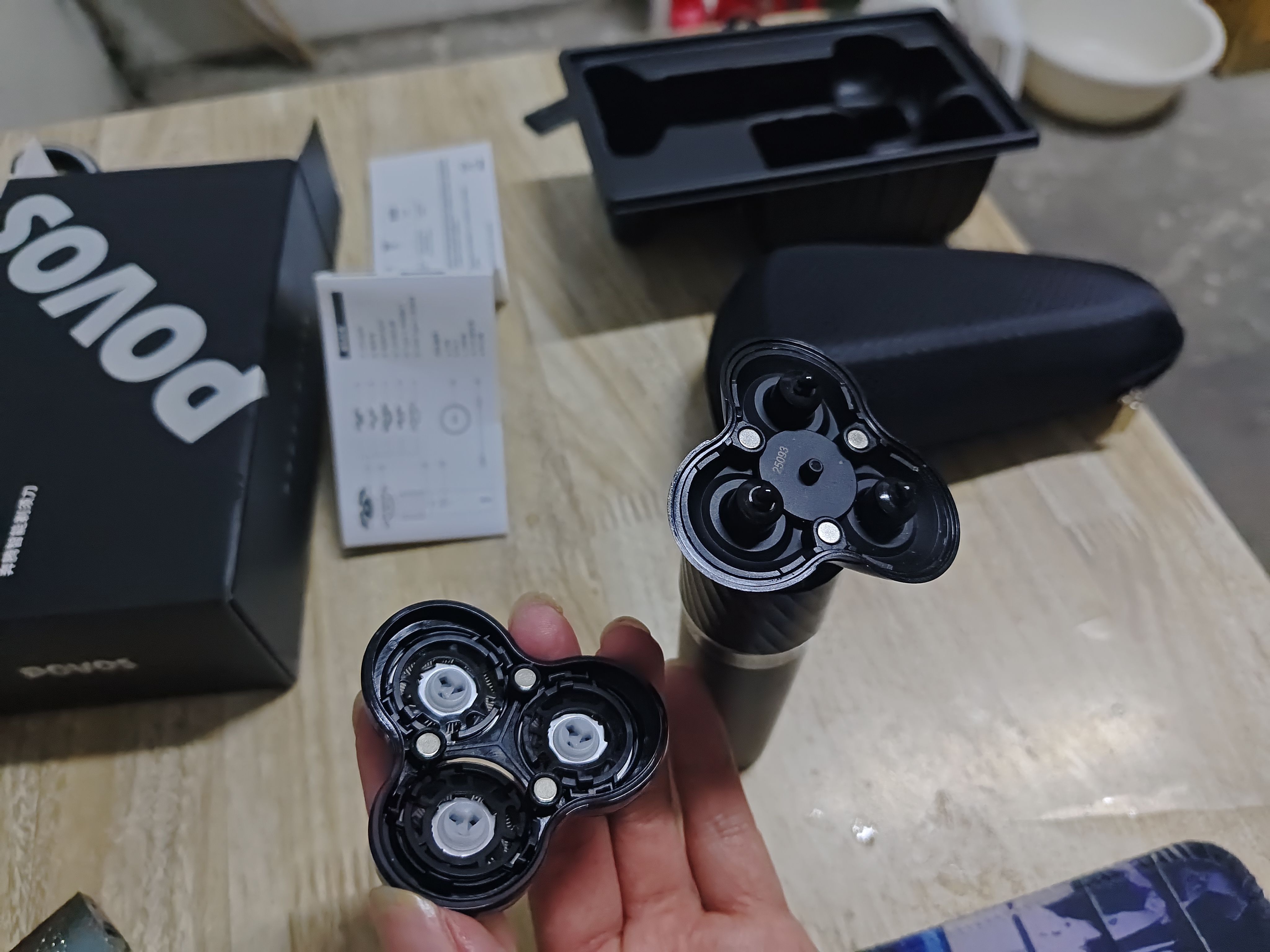 奔腾（POVOS）电动剃须刀智能感应刮胡须刀须刨全身水洗快充黑金刚PQ9501送男友老公父亲礼物 实拍图