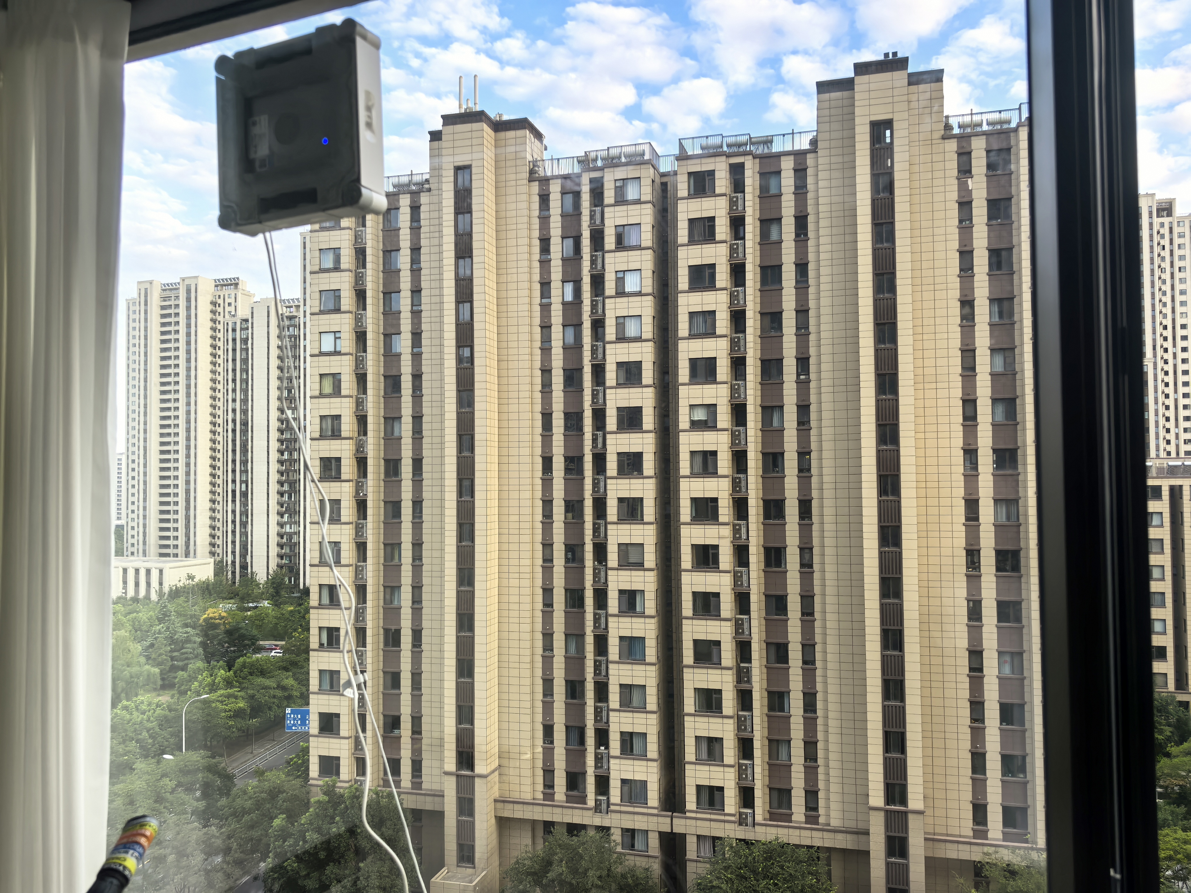 科沃斯窗宝擦窗机器人W2S PLUS自动擦玻璃喷水湿擦家用擦窗高层户外擦玻璃神器家用 实拍图