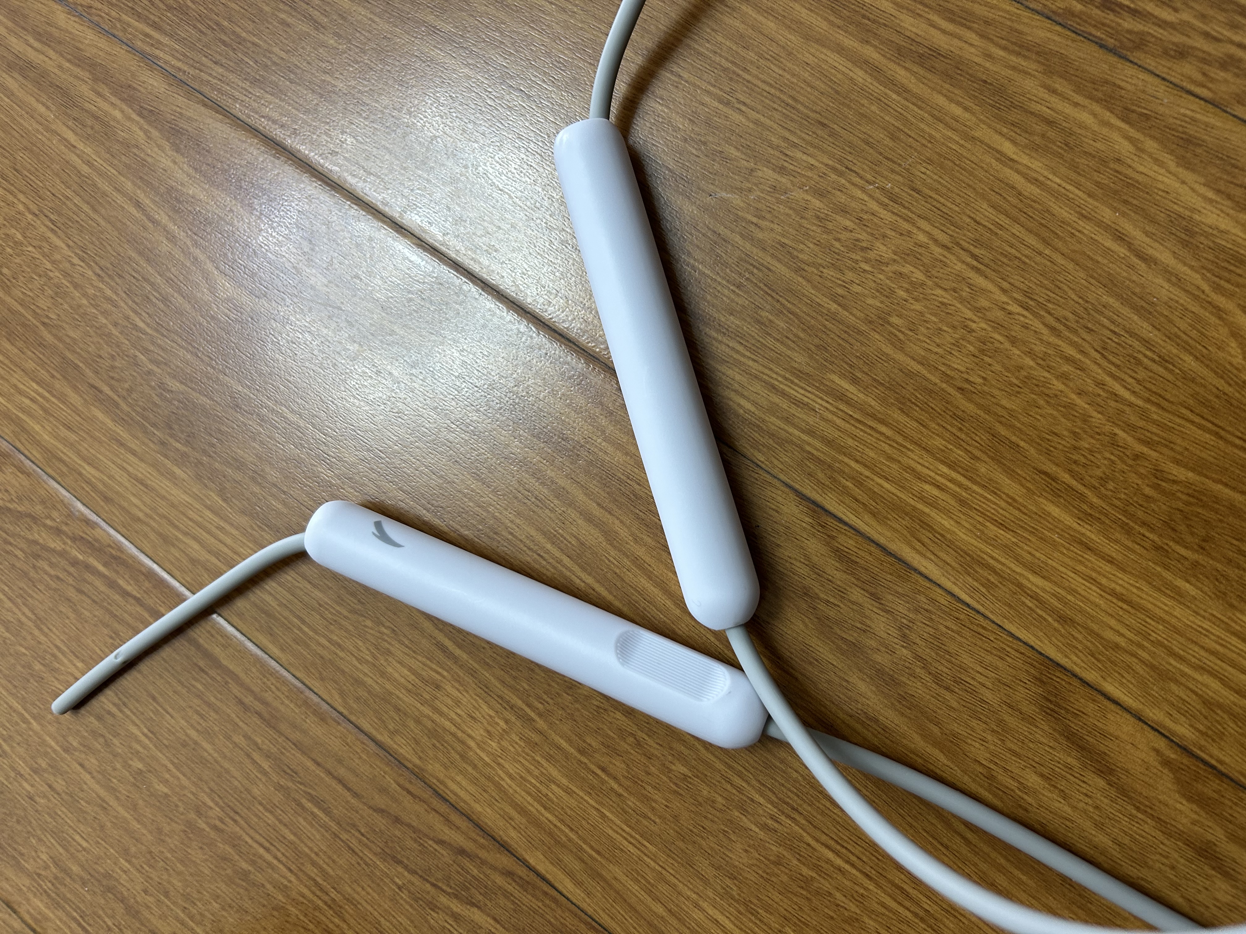 安踏竞速跳绳小学生儿童专用中考体育考试比赛专业训练初中生轻便绳子 竞速跳绳-白色 实拍图