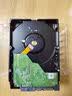 西部数据（WD）NAS机械硬盘 WD Red Plus 西数红盘 4TB 5400转128MB SATA CMR垂直 NAS专用硬盘 3.5英寸 WD40EFZZ 实拍图