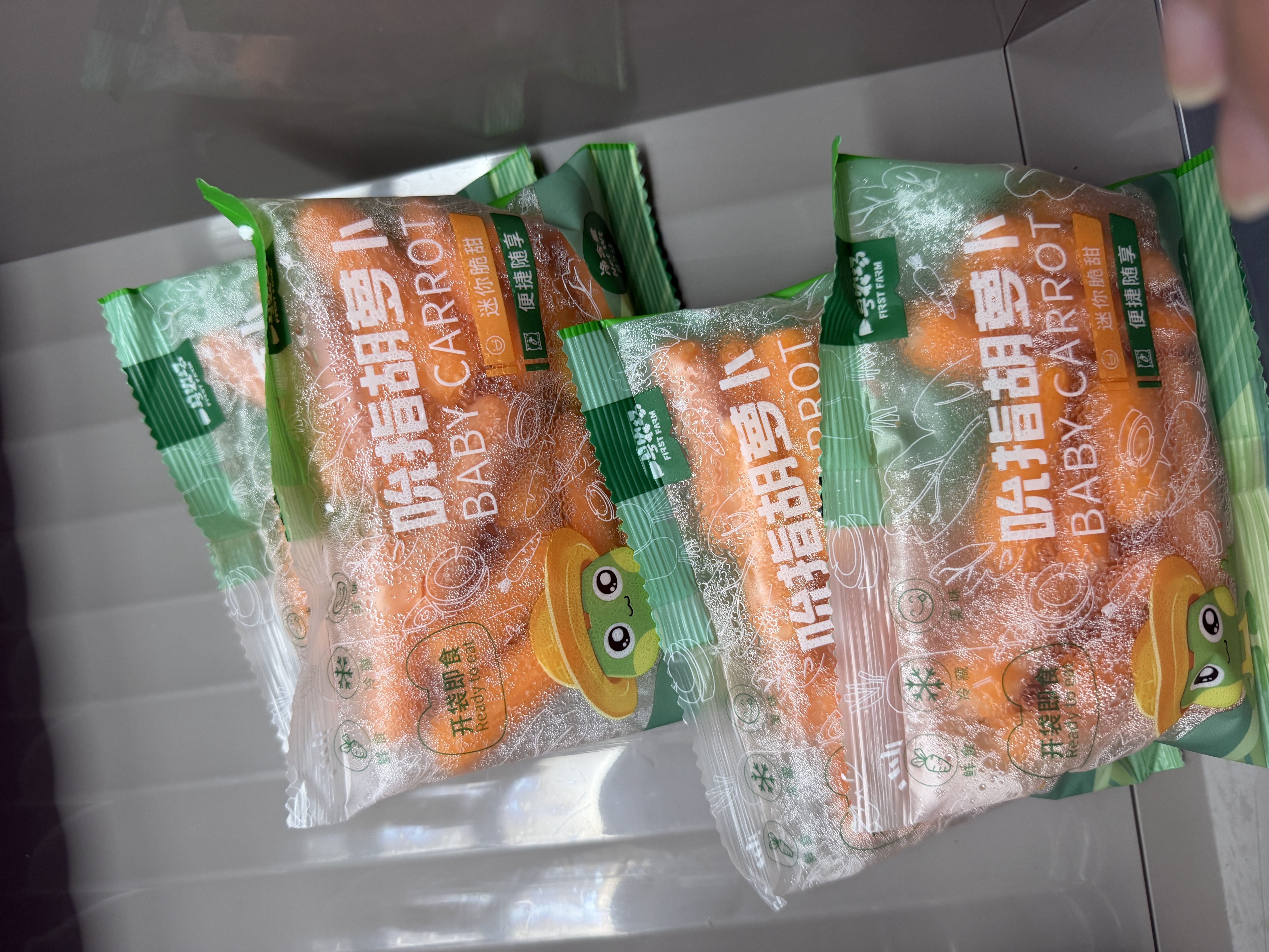 一号农场水果胡萝卜鲜甜脆爽迷你开袋即食拇指手指胡萝卜85g*4包源头直发 实拍图