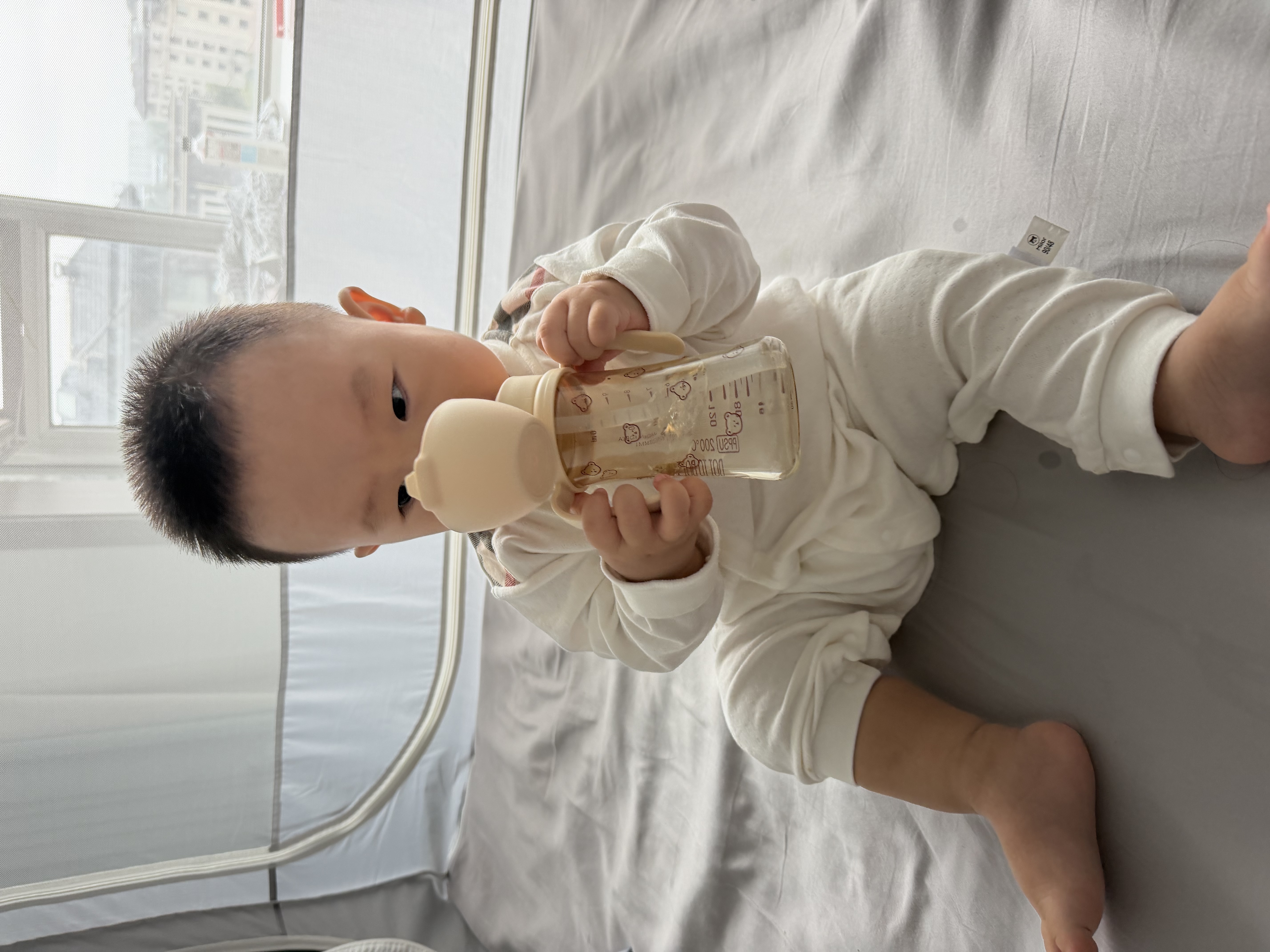 Grosmimi格罗咪咪吸管杯婴儿童水杯学直饮杯吸管奶瓶6-12月1-3岁以上通用 泡泡熊(重力球+直管) 300ML 实拍图