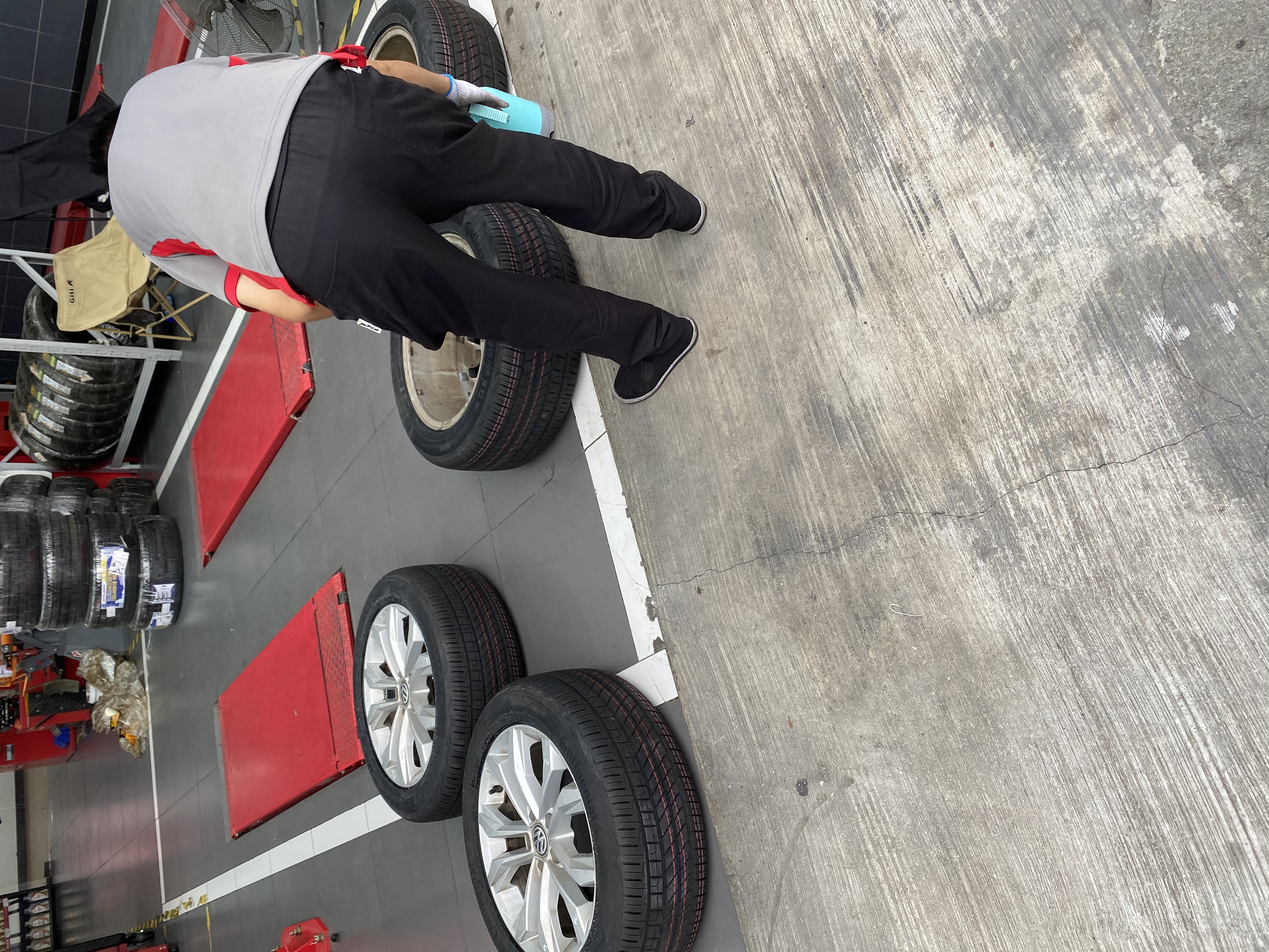 马牌（Continental）汽车轮胎215/55R17 94W FR UCJ+ 适配本田XR-V/迈腾/XRV/亚洲龙 晒单实拍图