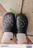 卡骆驰（crocs）经典云朵Clog女沙滩洞洞鞋凉拖鞋206750 黑色  36  实拍图