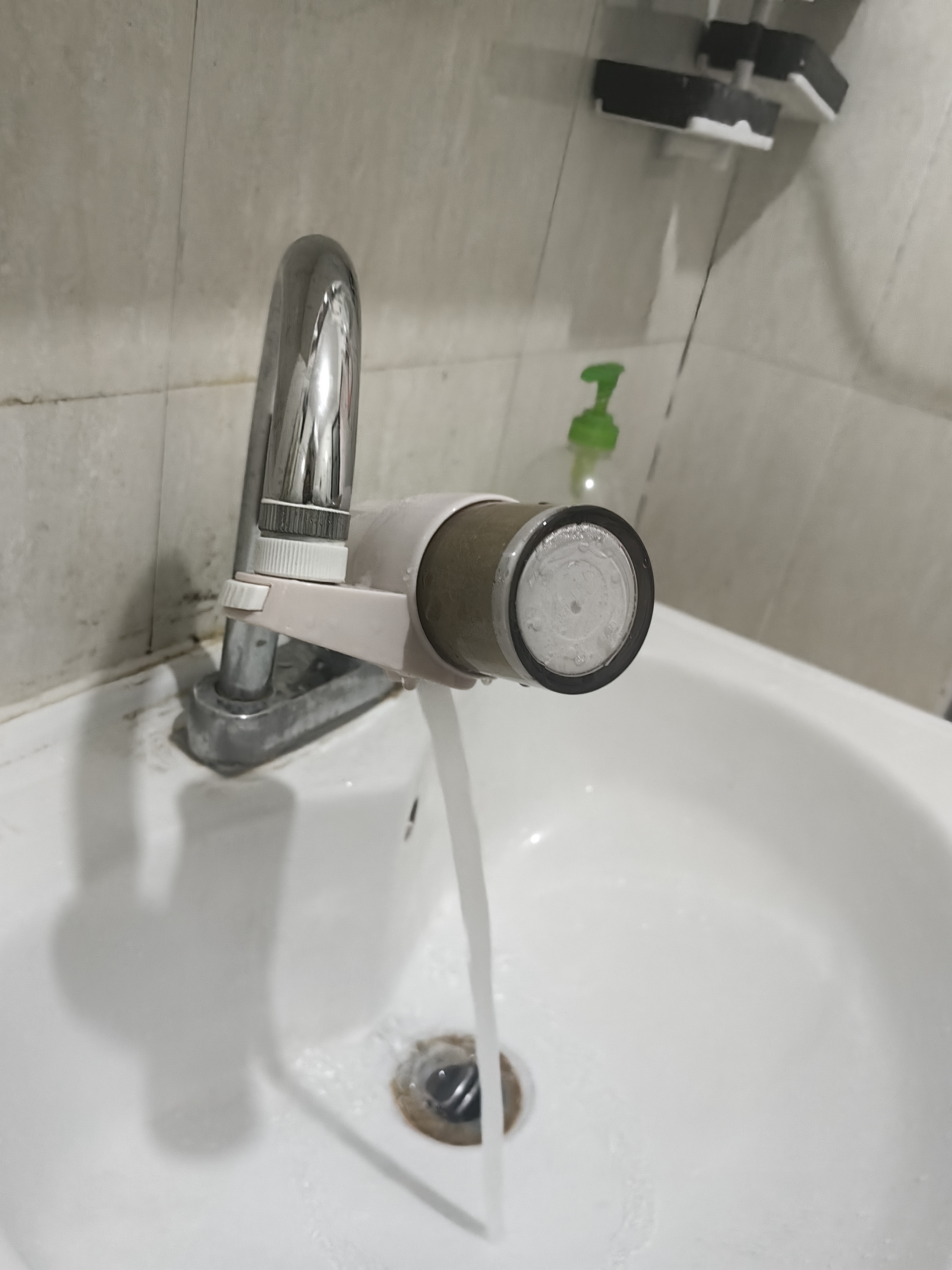 复旦申花水叮当纳湃水龙头过滤器卫生间洗脸净水器自来水净化除氯洗漱 桃花嫣-标配机含1支纳湃ACF滤芯 实拍图