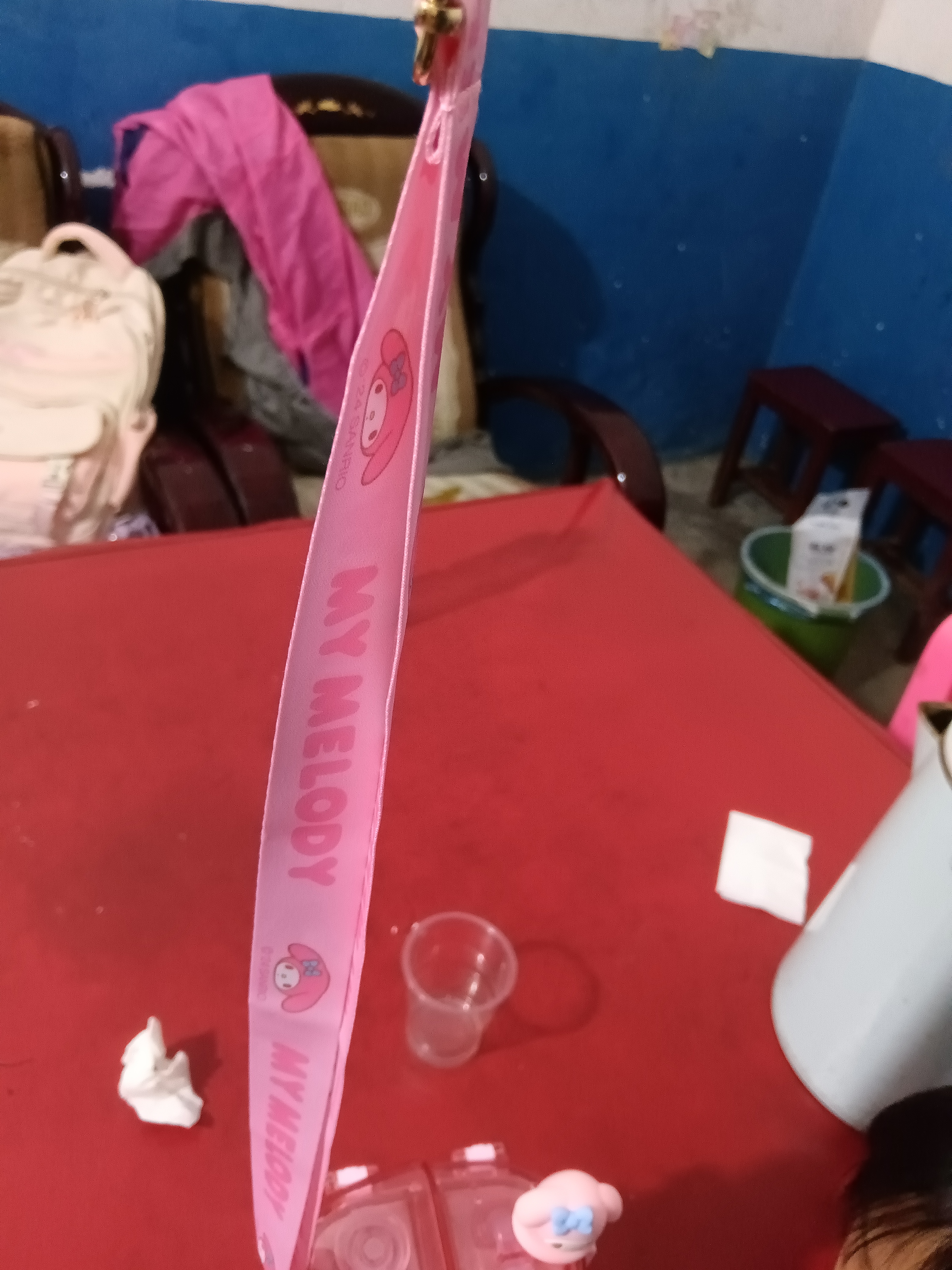 智汇库洛米儿童水杯小学生分仓双饮杯吸管杯子女孩可爱便携水壶 美乐蒂粉分仓杯 780ml 实拍图