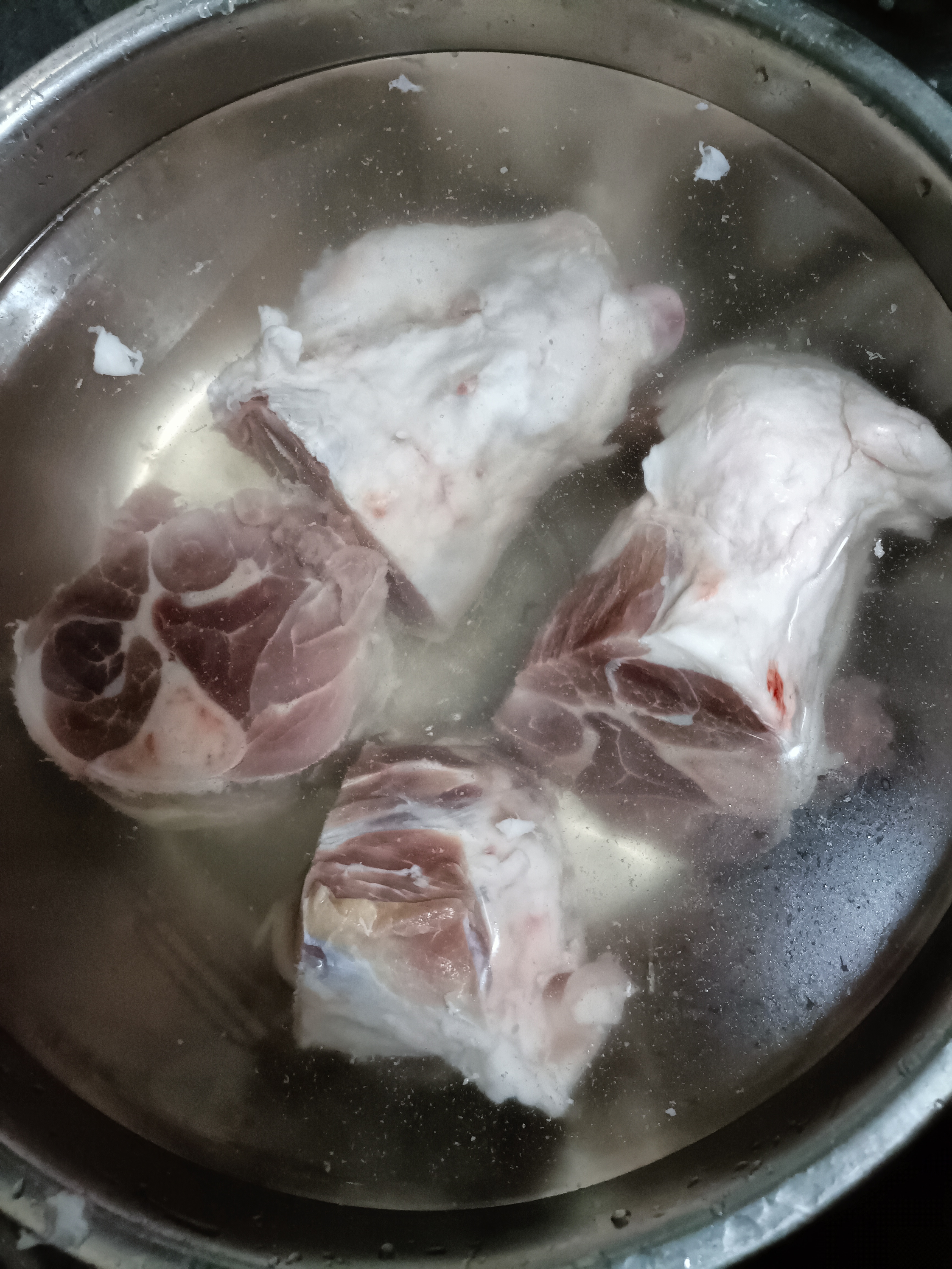 京东跑山猪黑猪大棒骨 5斤(2.5斤*2小包) 猪肉骨髓满满 新老包装随机发货 实拍图