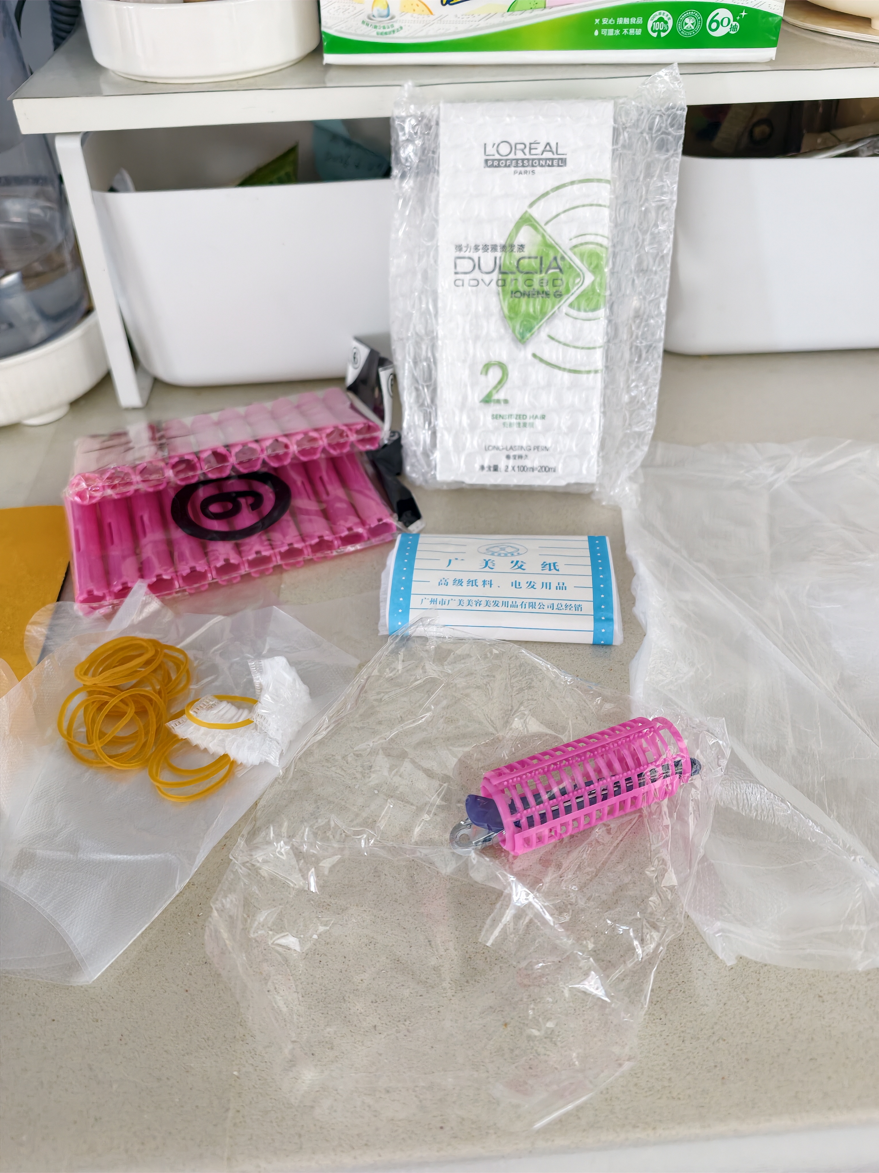 欧莱雅（LOREAL）烫发水冷烫药水男女士卷发纹理烫锡纸烫刘海大波浪家用自烫理发店 【送卷杠烫工具】受损发质-烫发水200ml 实拍图