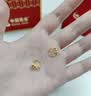 中国黄金（CHINA GOLD）小蛮腰黄金耳环女士足金耳饰高级感耳圈情人节生日礼物送老婆女友 【今/次日达】小蛮腰耳环 约0.55g 实拍图