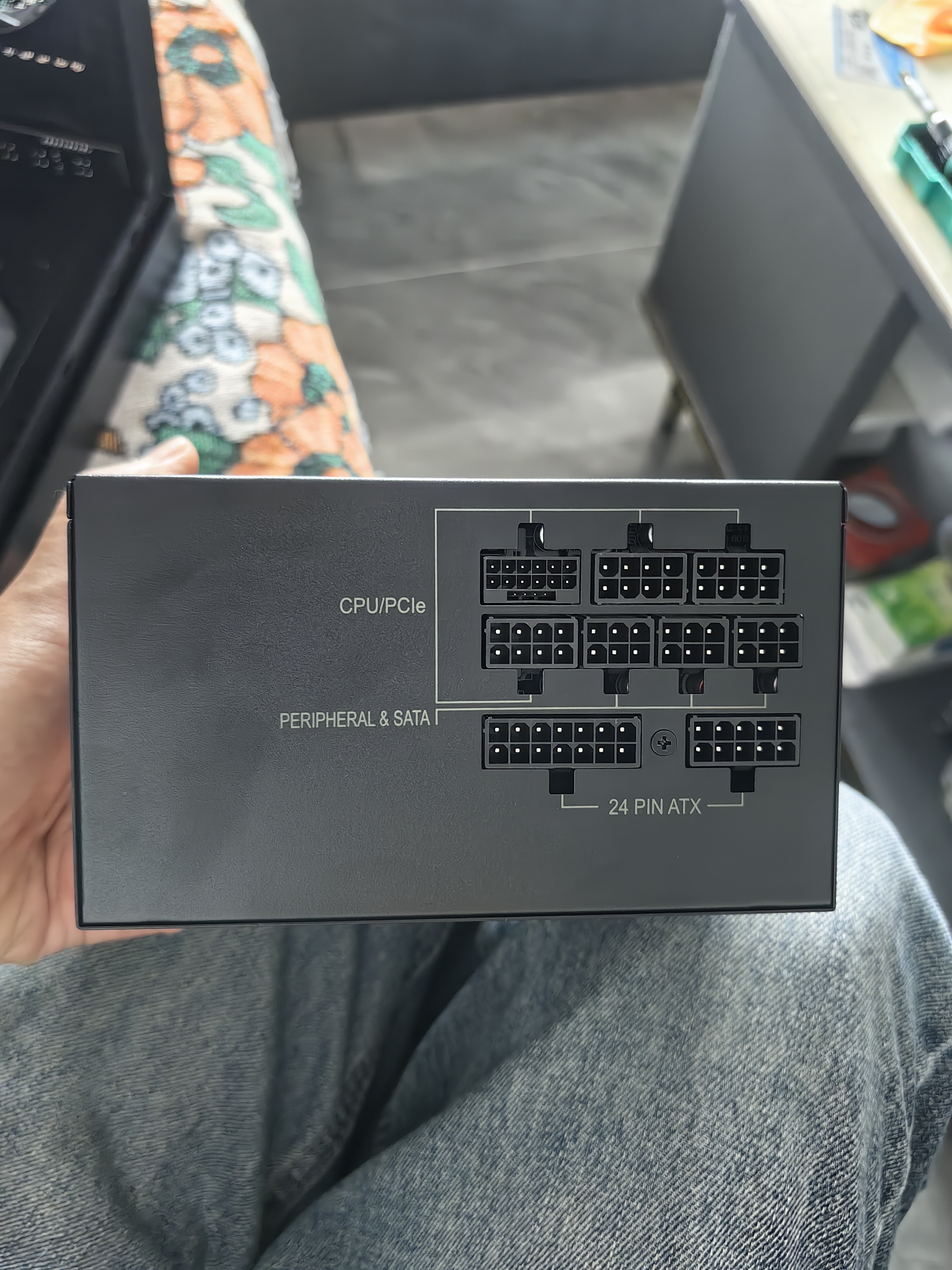 长城（Great Wall）额定850W 华夏·汉 全模组电脑电源（CQCⅢ级超金牌能效92%+/ATX3.1/PCIe5.1/5080/9070XT显卡） 实拍图