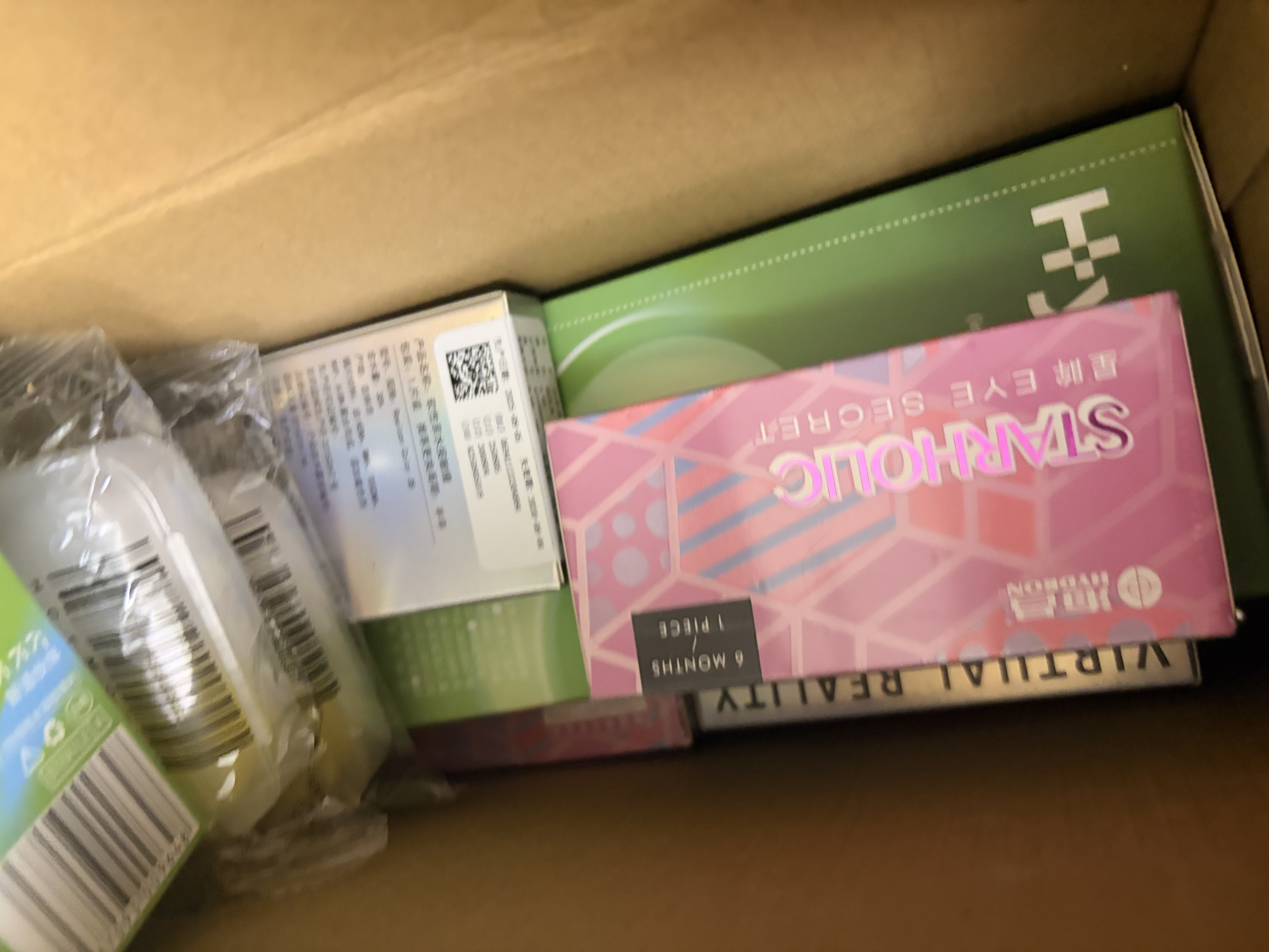 海昌源动力美瞳透明近视隐形眼镜水护理液除蛋白保湿清洁杀菌大小瓶 清洁杀菌-500+120mL【送同款60ml】 实拍图