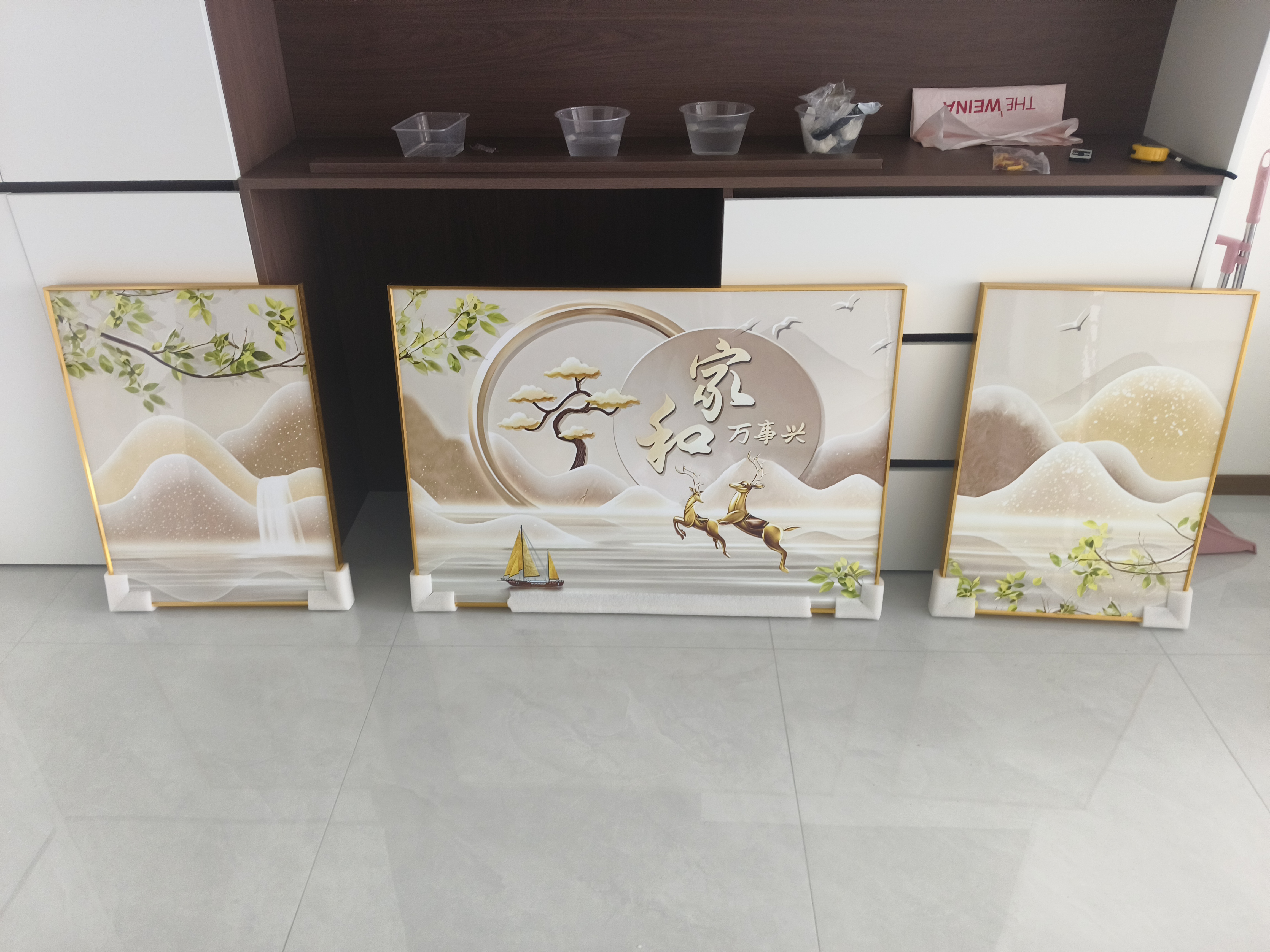 诗六艺家饰客厅装饰画北欧现代简约沙发背景墙挂画三联画大气轻奢壁画晶瓷画 福禄生财（铝合金外框） 晶瓷画左右50*70+中间100*70亮面 实拍图