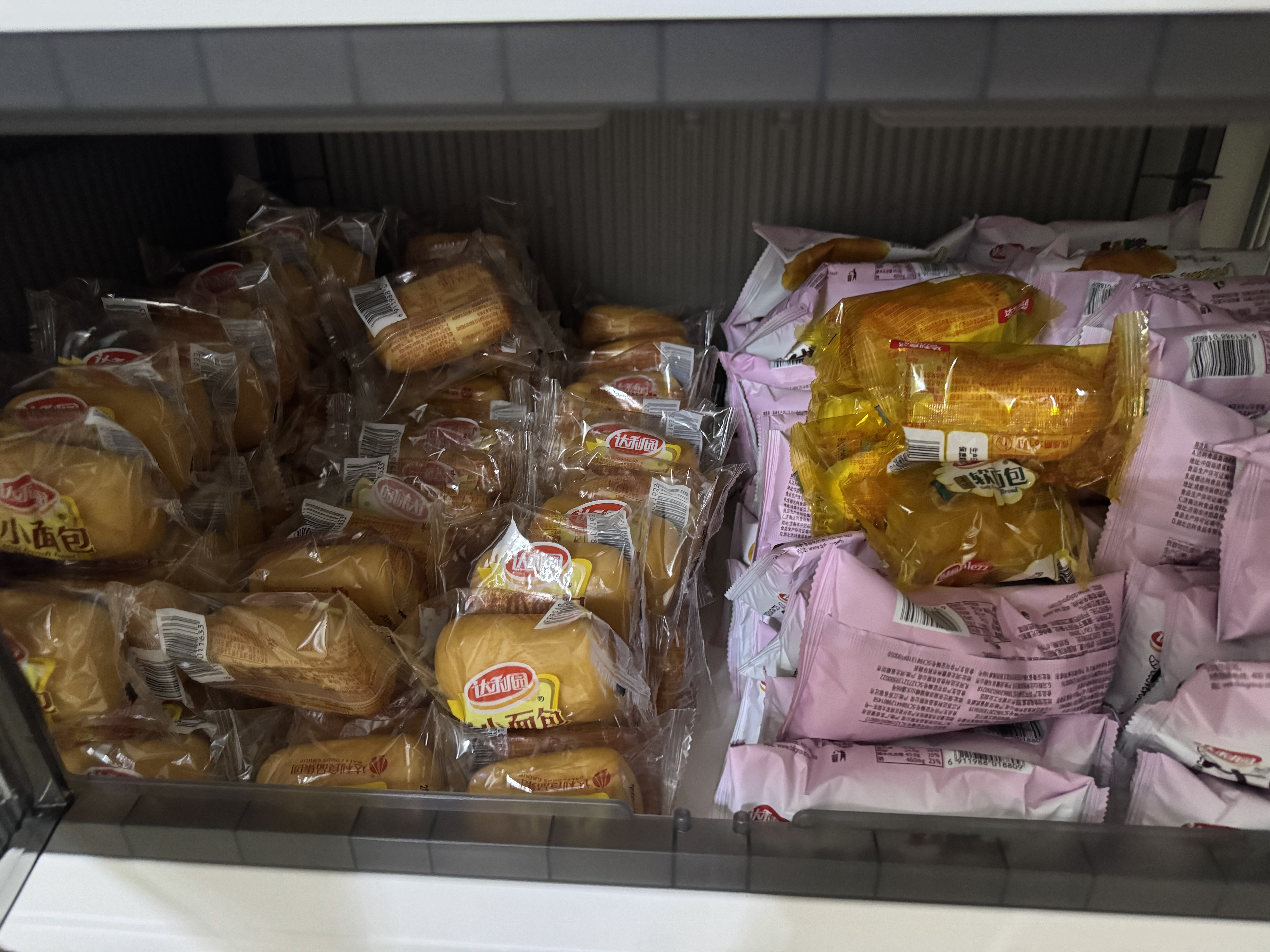 达利园面包牛角包芝士味2斤可颂代餐休闲零食学生营养早餐 实拍图