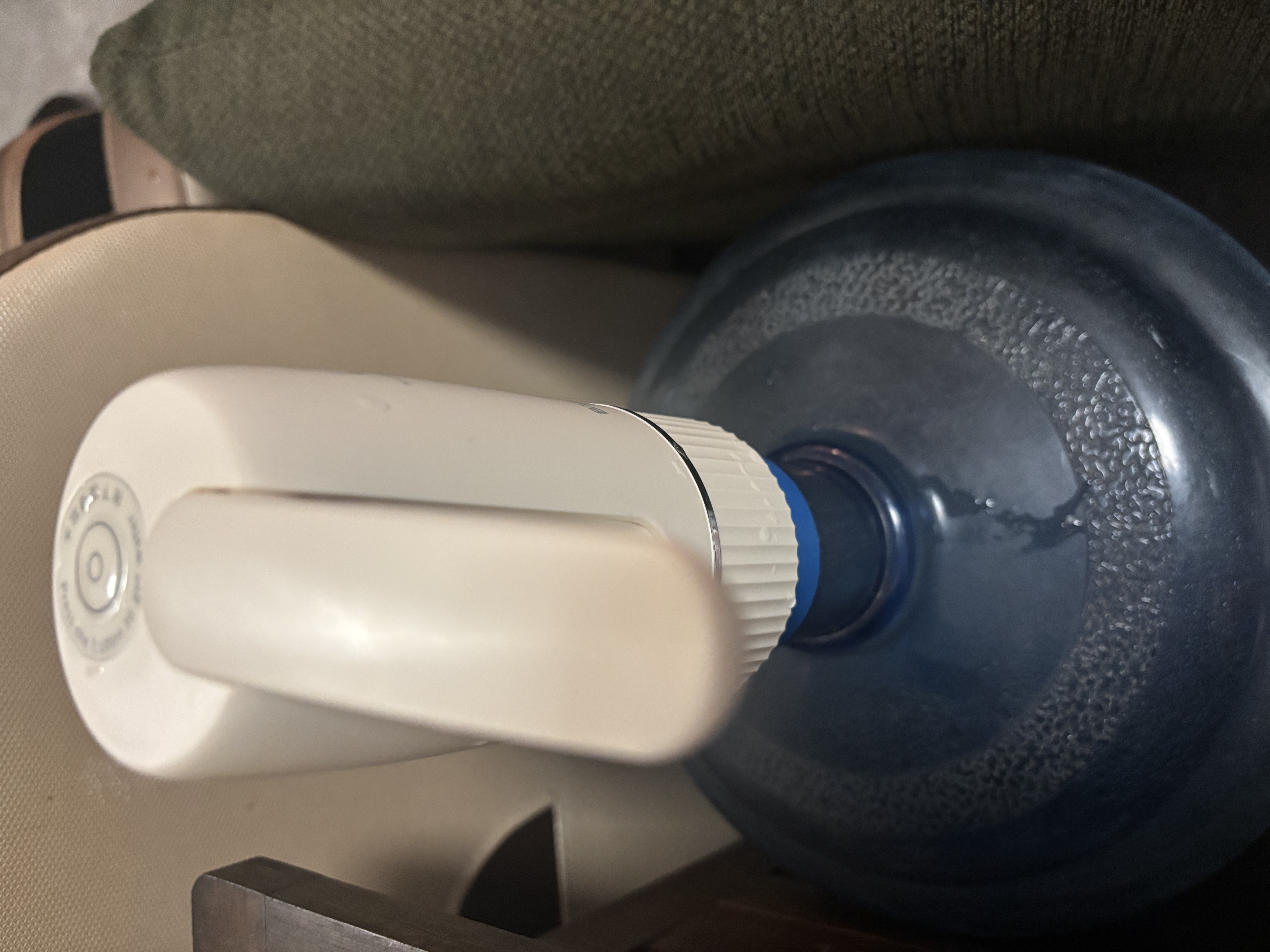 小熊（Bear）桶装水抽水器电动压水器矿泉水上水器饮水机抽水泵YSJ-D06H5 实拍图