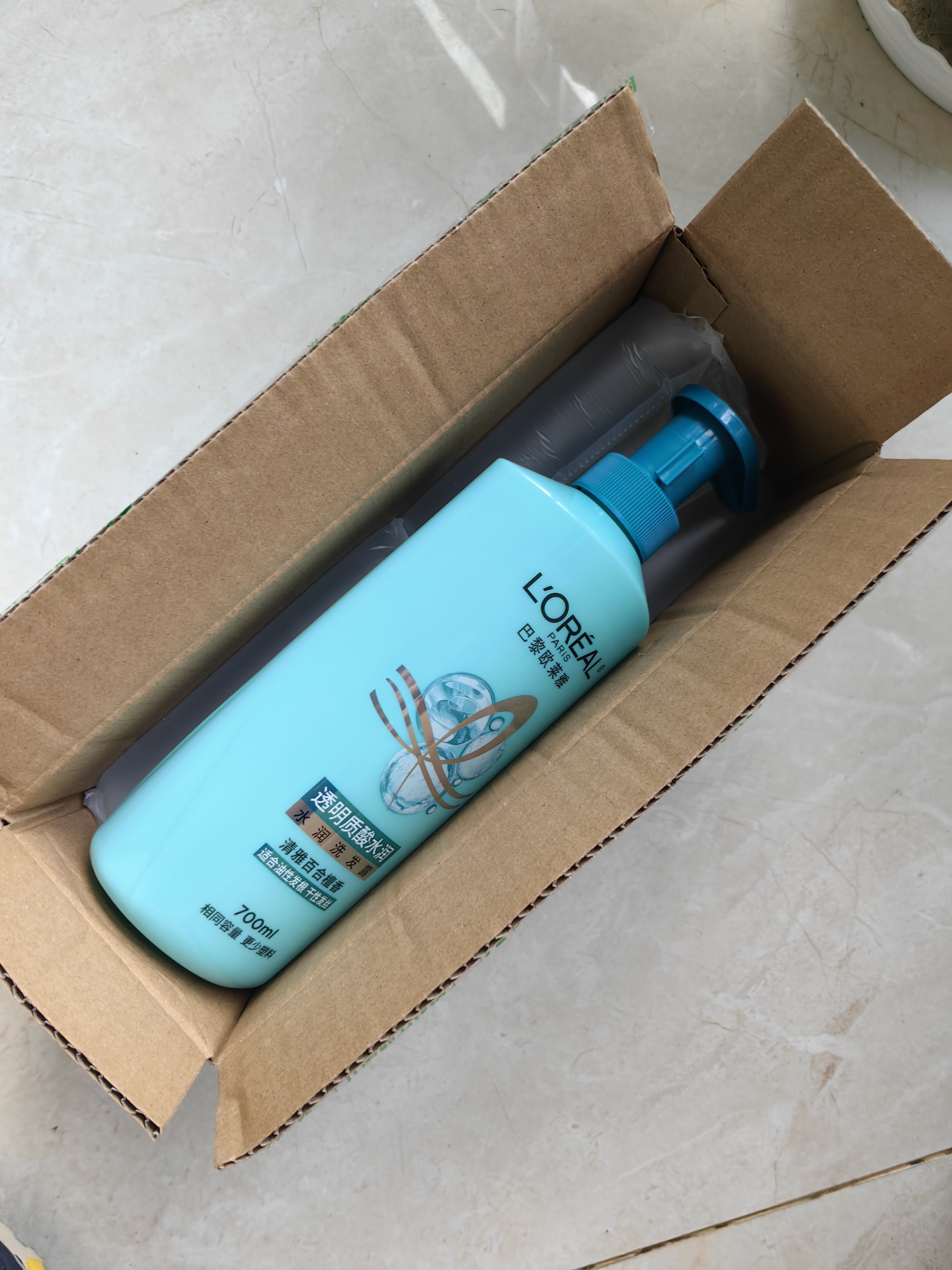 欧莱雅透明质酸水润洗发水无硅油洗发露700ml(新老包装随机发货) 实拍图