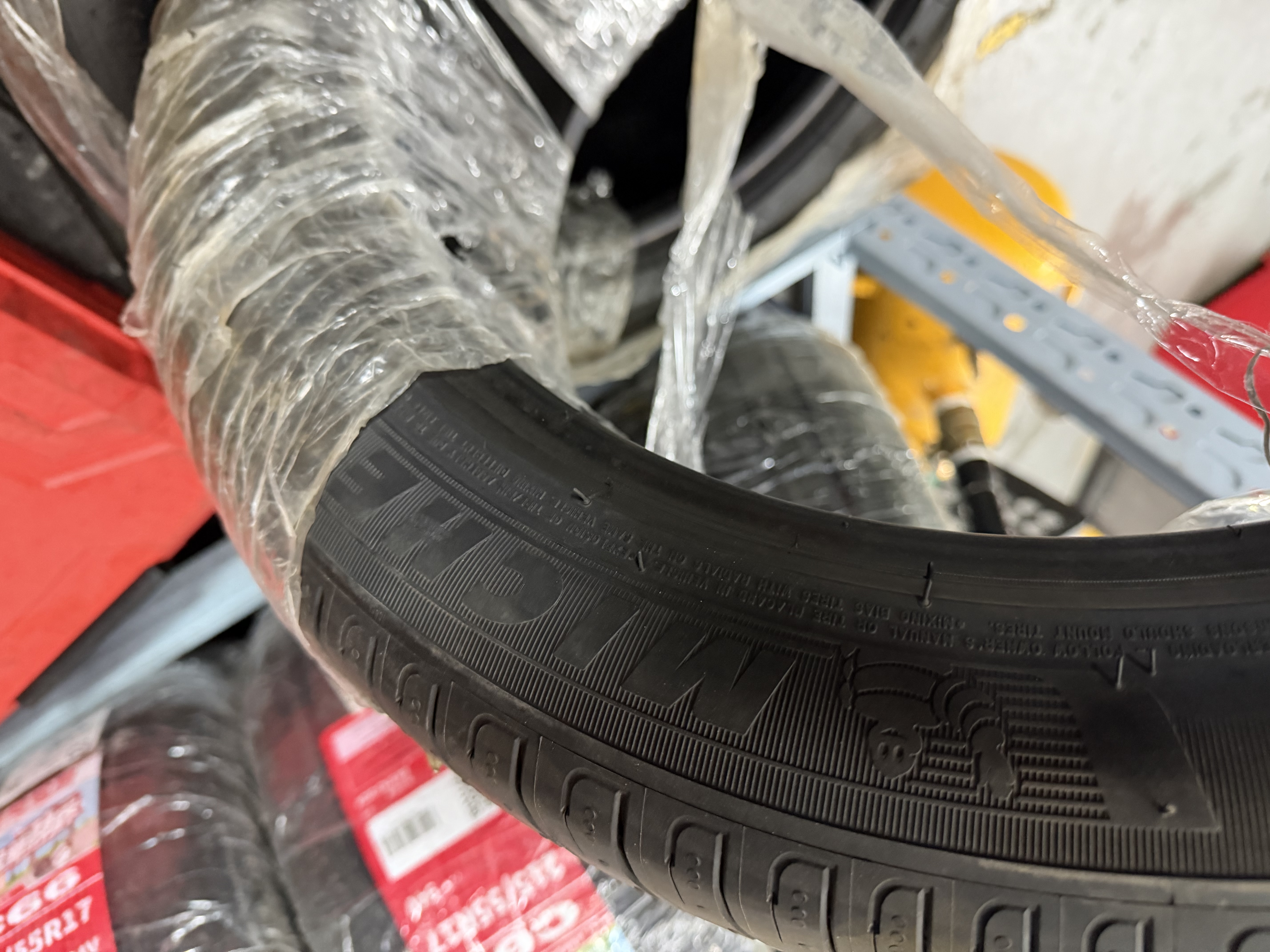 米其林（MICHELIN）【爆款清仓】汽车轮胎 235/45R18 98W 耐越 适配蒙迪欧/凯美瑞 实拍图