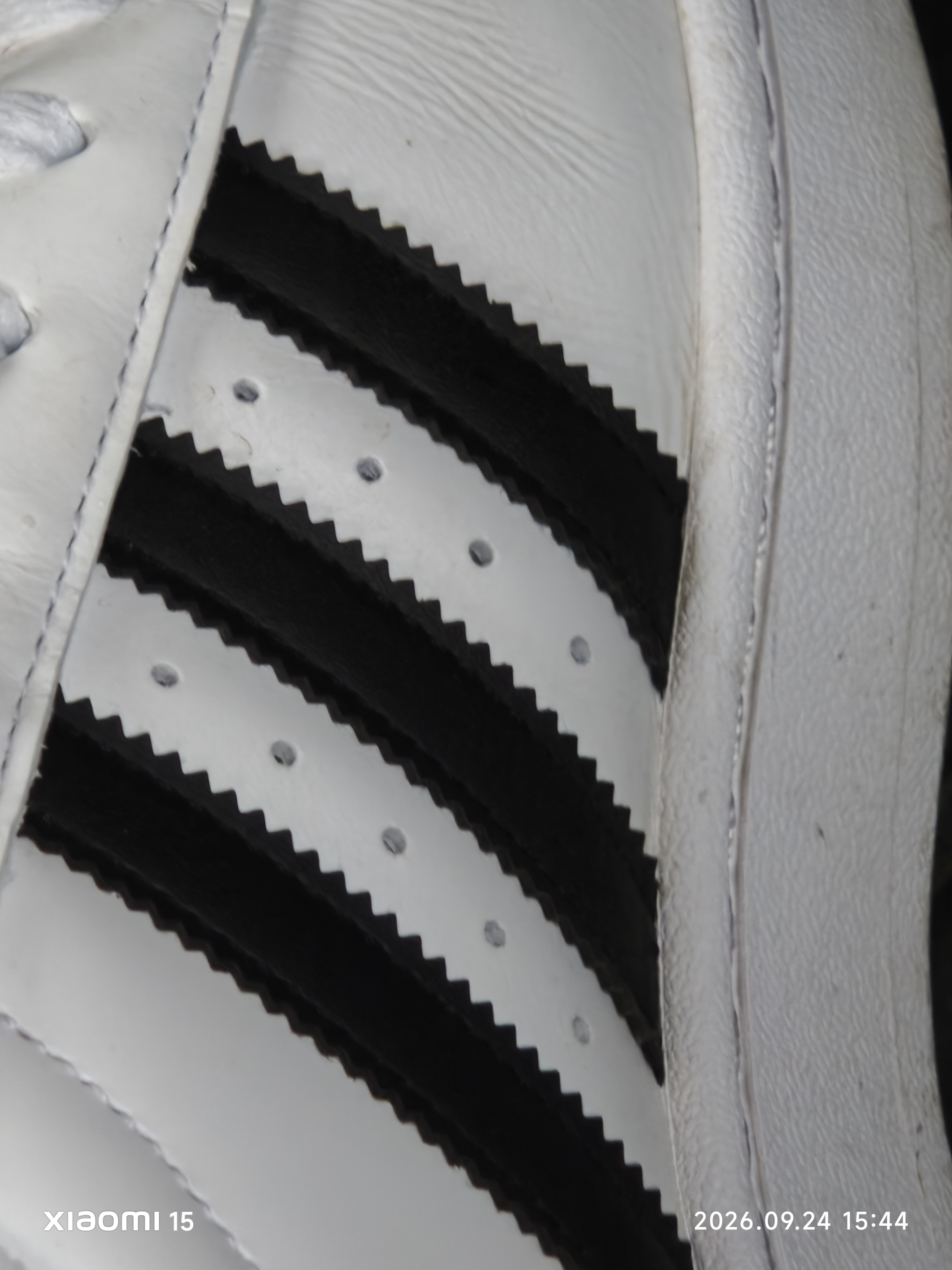 阿迪达斯adidas三叶草贝壳头SUPERSTARII男女休闲鞋 IH8659 42码 实拍图