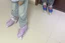 斯威（SWAY）轮滑鞋儿童溜冰鞋男女童初学套装中小学滑轮滑冰旱冰鞋成人直排轮 波蓝八轮全闪+头盔护具+一体支架 L (适合12岁-成人)平时鞋码36-41 实拍图