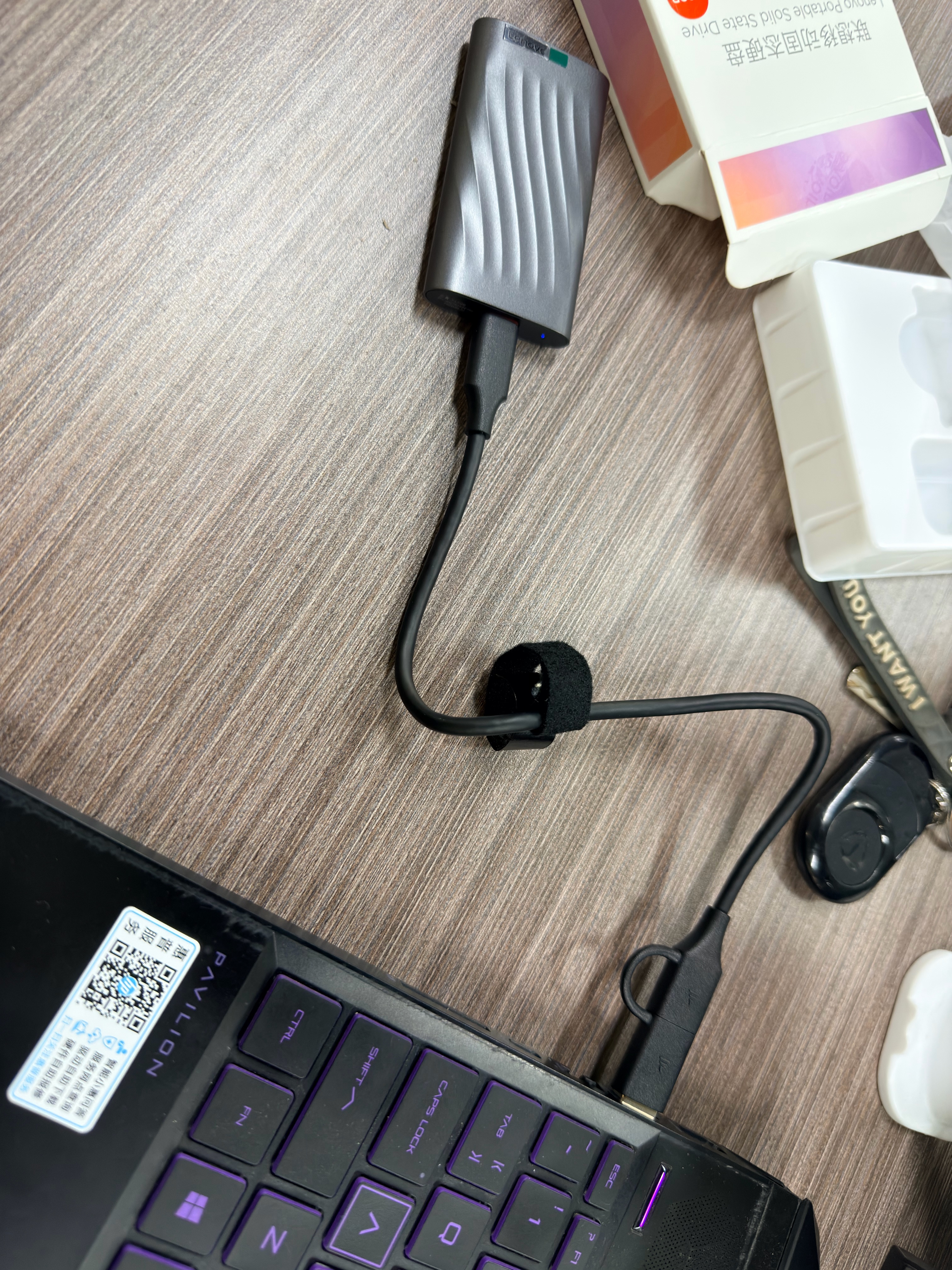 联想（Lenovo)512GB 移动固态硬盘（PSSD）Type-cUSB 3.1 550MB/s高速SSD双接口 手机直连 笔记本 PS6  实拍图