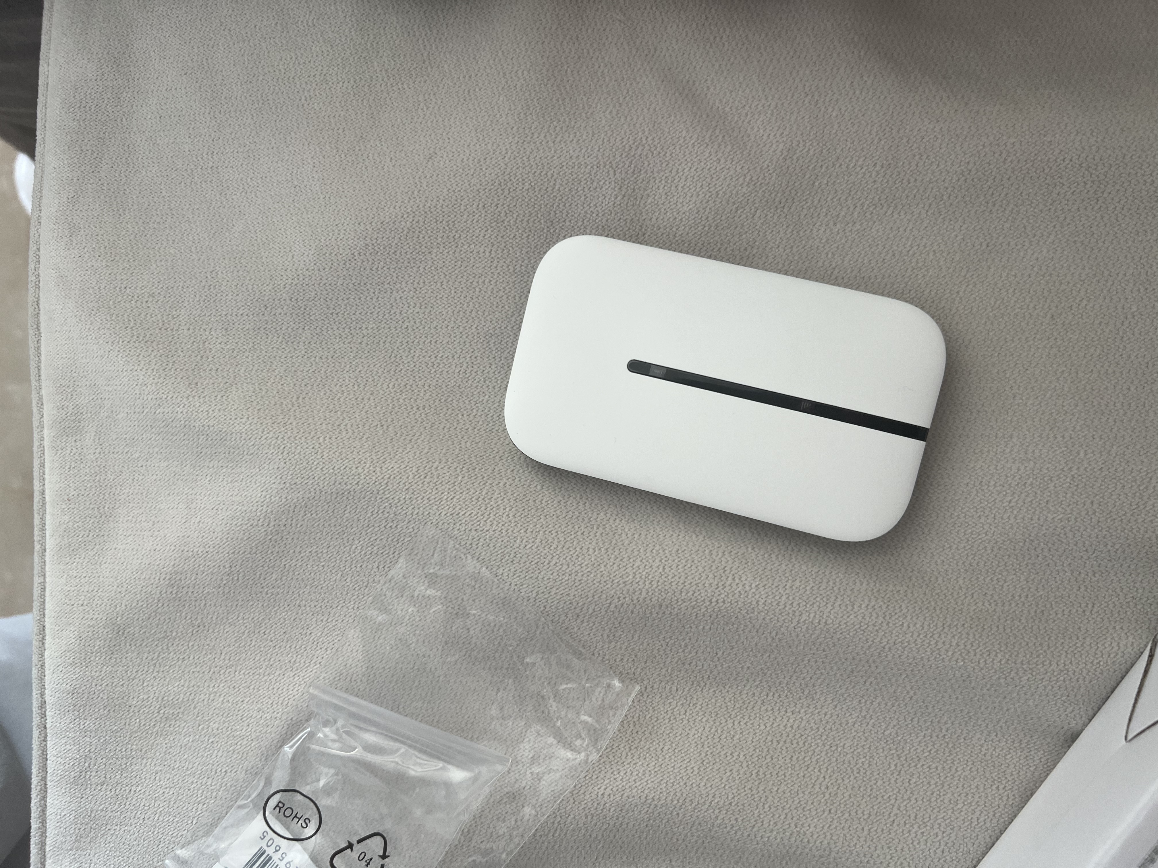 华为鸿蒙智选随身wifi6移动无线随行WiFi3网络4g无线网卡携带无限制多网全国通用流量2026款5G AX15B 升级WiFi6【双网切换】1500毫安续航6小时 实拍图
