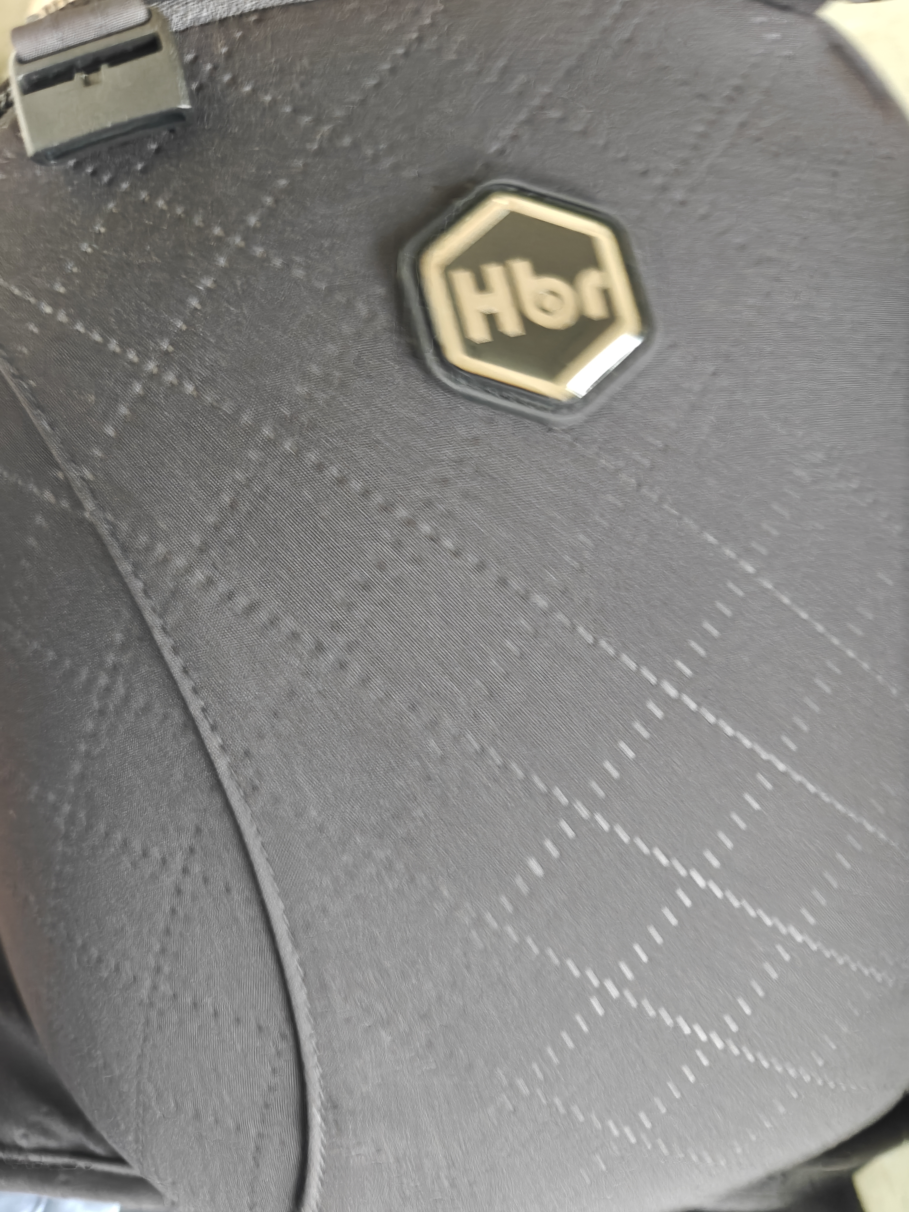 虎贝尔（HBR）Air经典减压腰凳五维婴儿背带轻便四季多功能抱娃神器 棋盘格黑白 实拍图