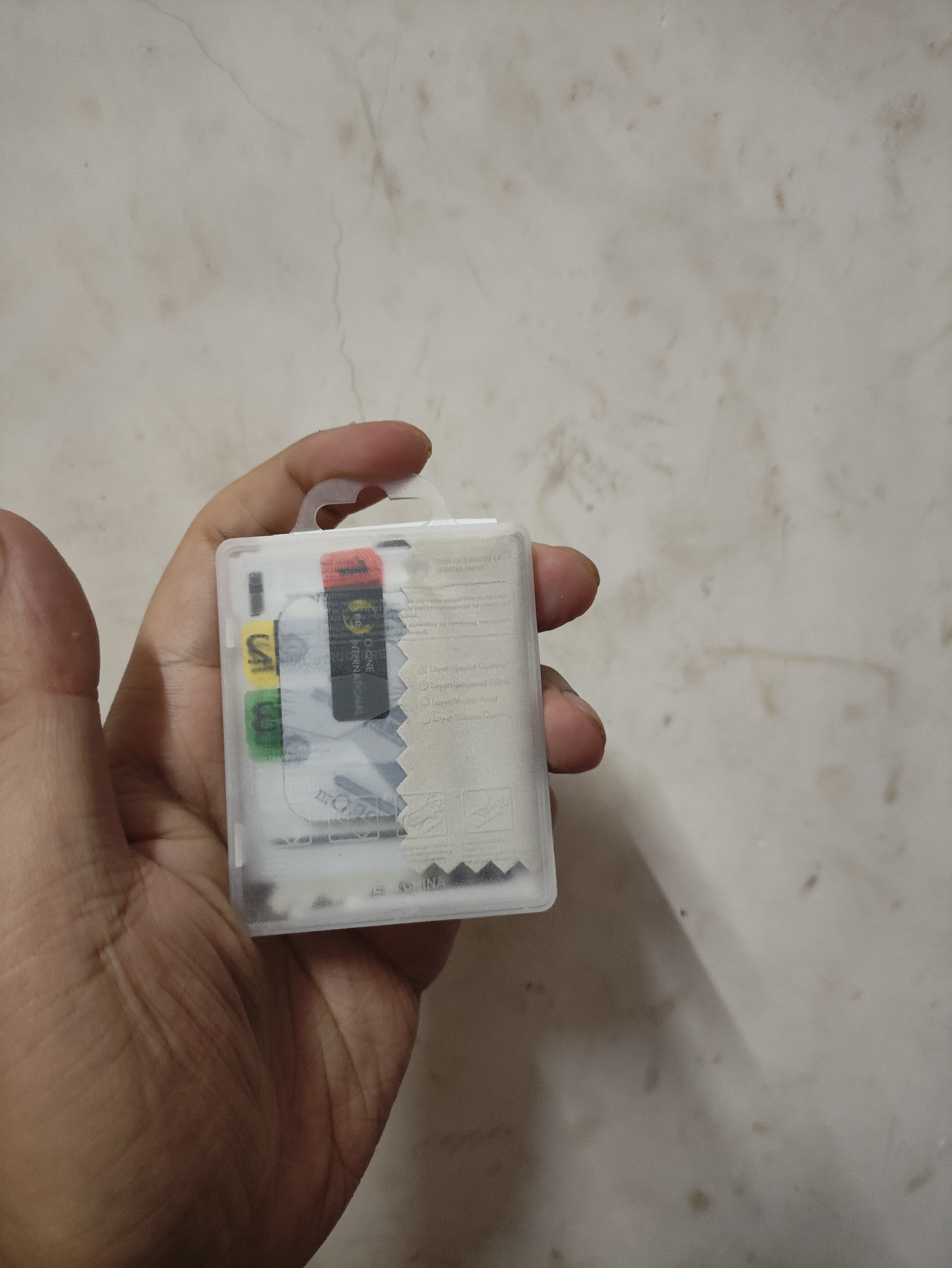 NE适用小米 红米 米兔 手表屏幕保护膜防刮防污防指纹磨砂钢化软膜 磨砂钢化软膜丨无指纹丨 小米手环 9 Pro 实拍图
