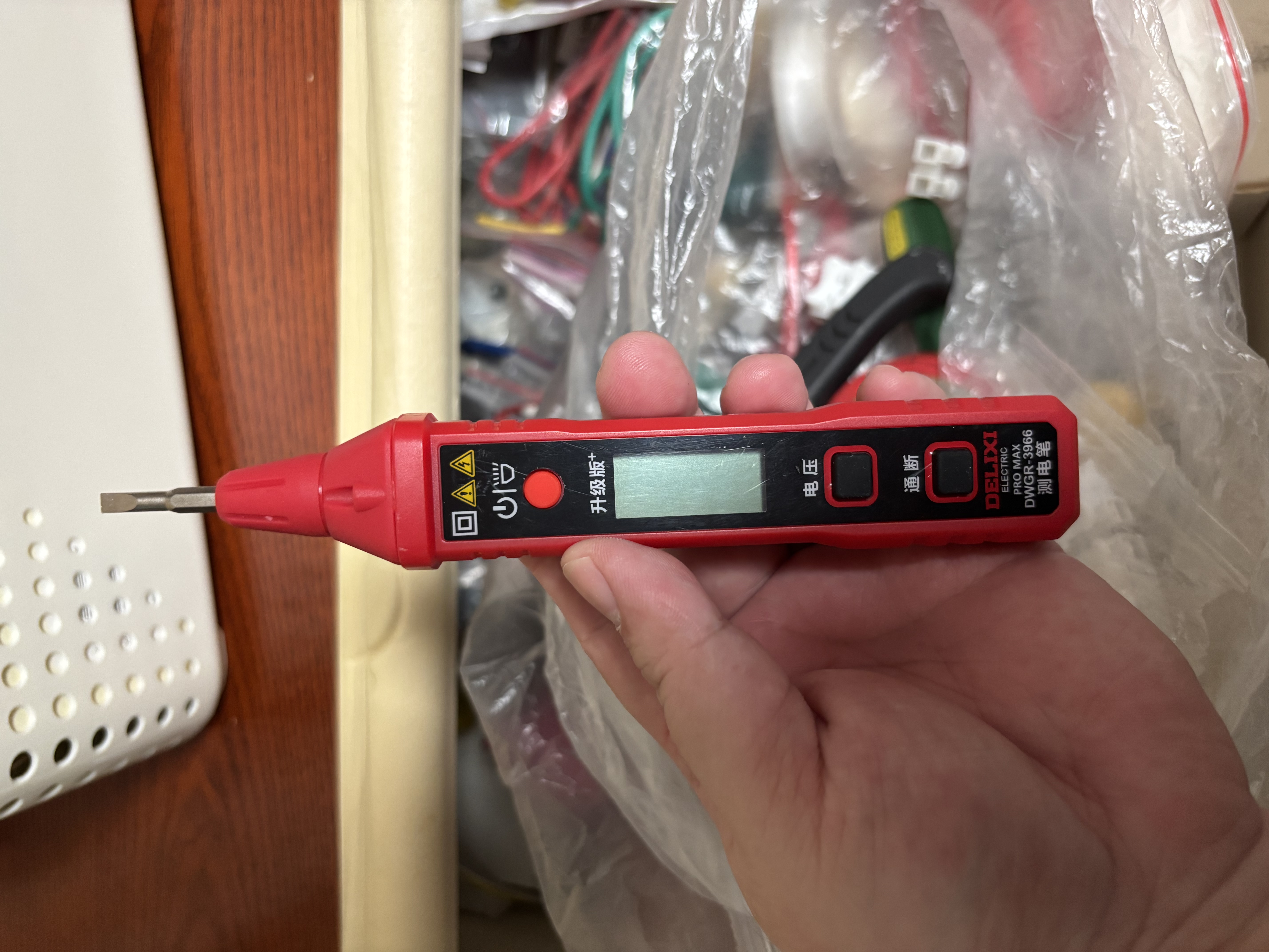 德力西电笔智能测电压电工专用多功能数显感应试电笔可测600V 实拍图