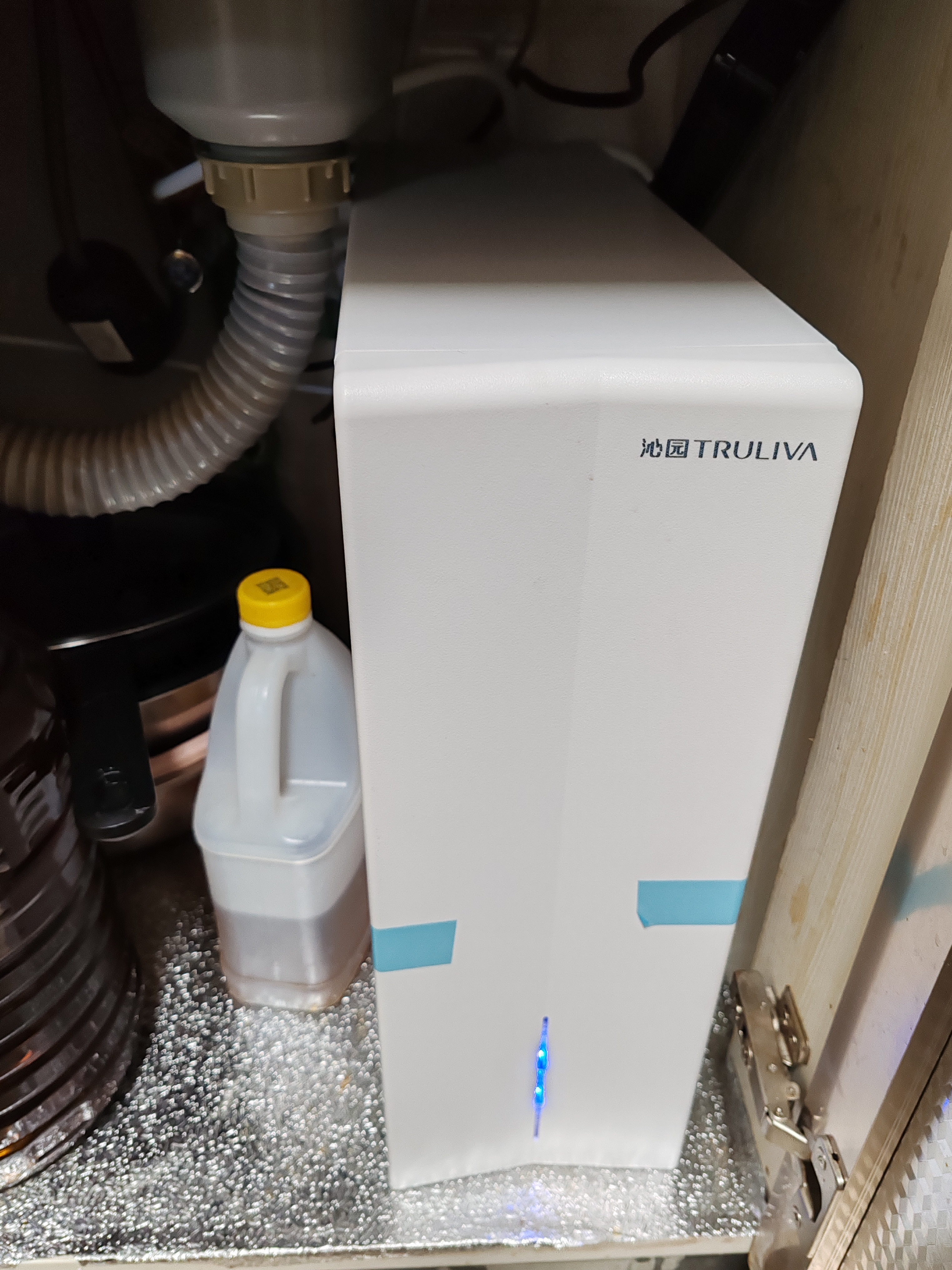 沁园家庭用净水器双子芯2.0 1000G 8年RO过滤器 1200G初始流速体验厨房台下式直饮水一体机UR-S61076 实拍图