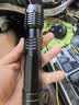 奥克斯强光手电筒超亮变焦远射长续航白激光户外骑行家应急专用灯知了猴 实拍图